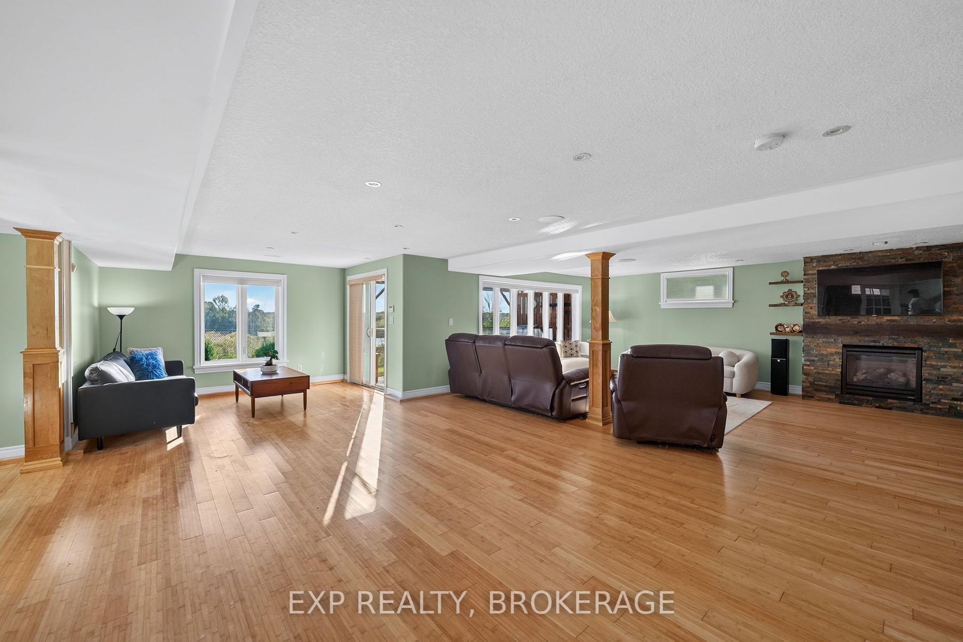 Photo 17 of 5005 Fox Run Place, Kingston, North of Taylor-Kidd Blvd — HOMEH
