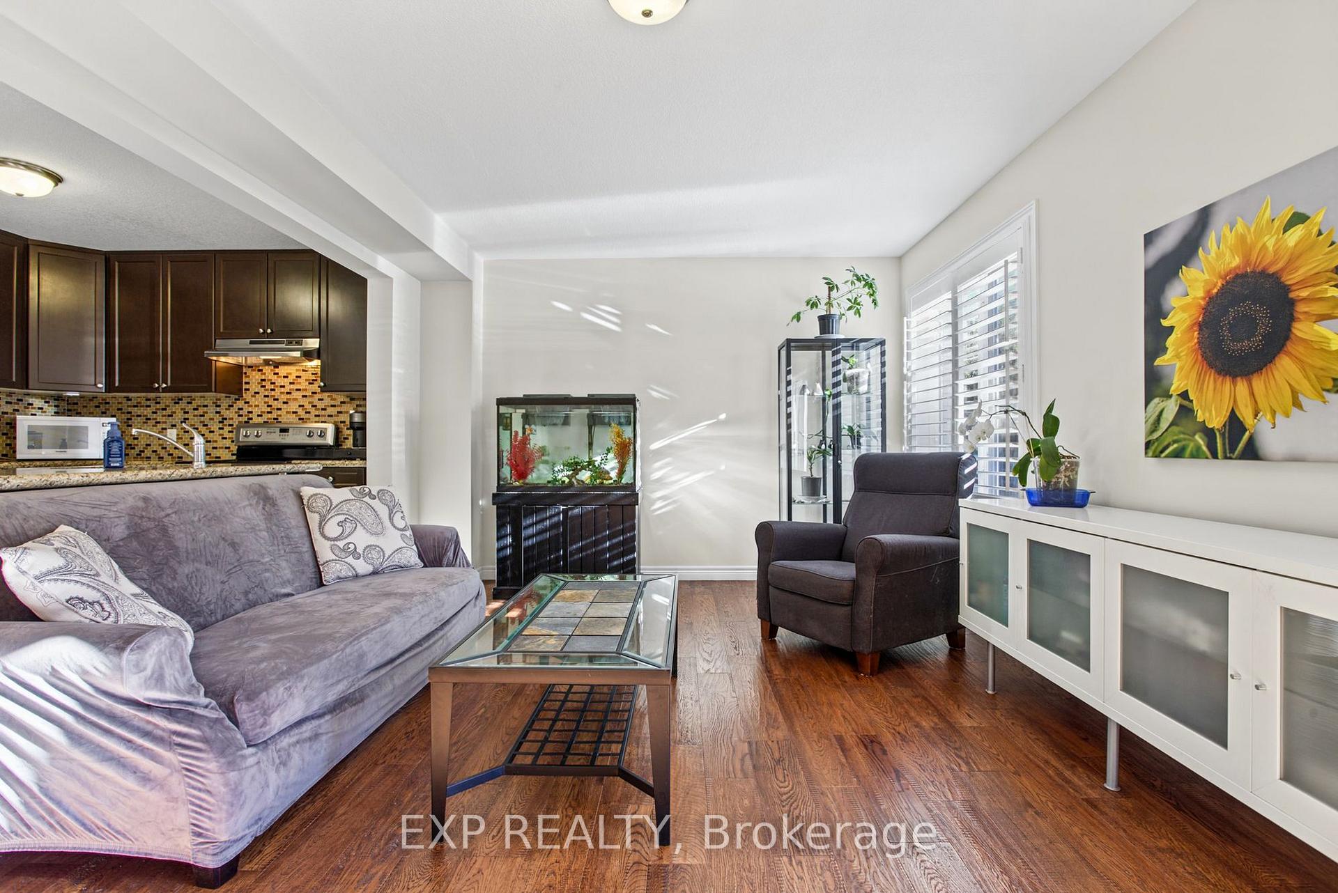 Photo 13 of 184 Pelech Crescent, Hamilton, Rural Glanbrook — HOMEH