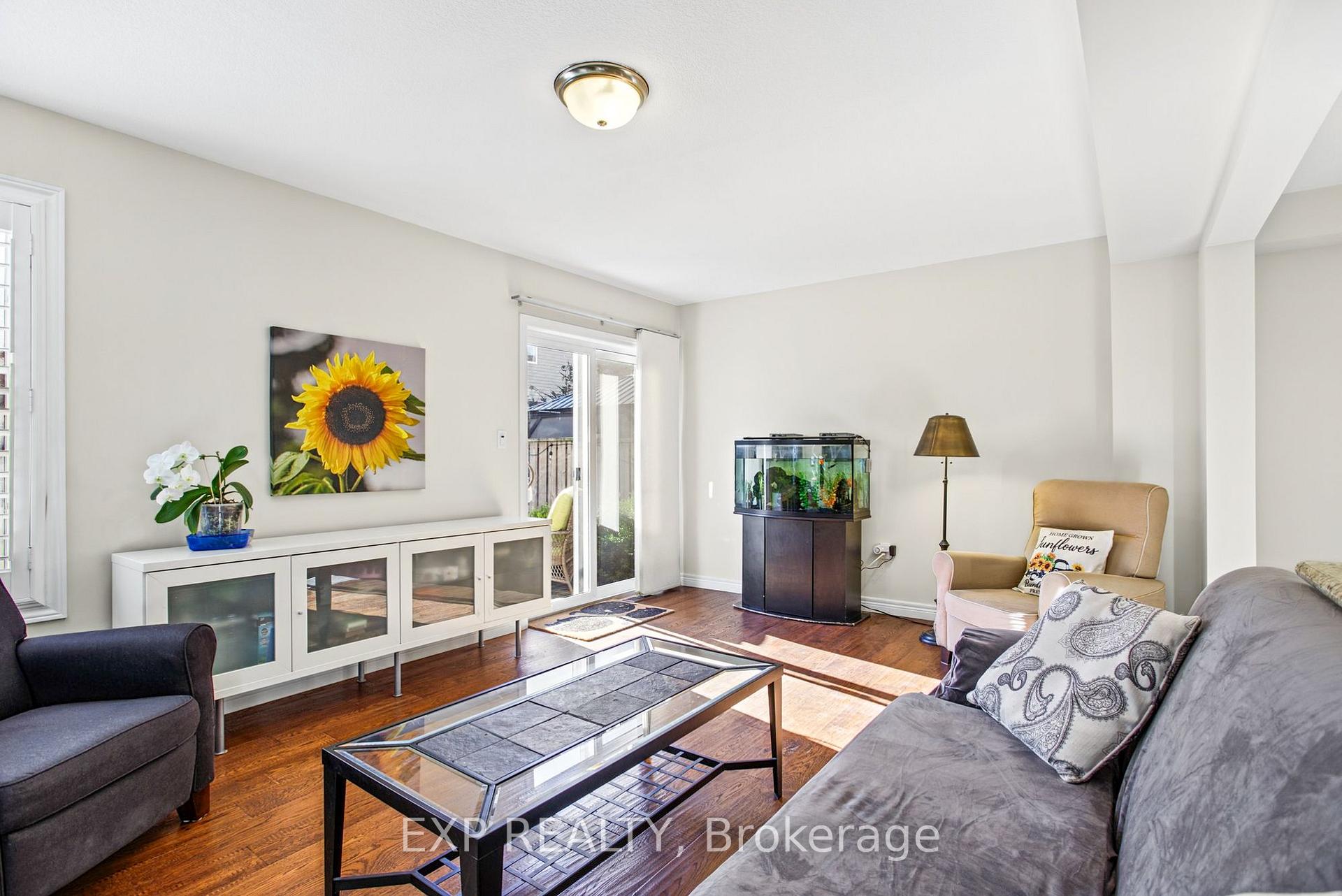 Photo 15 of 184 Pelech Crescent, Hamilton, Rural Glanbrook — HOMEH