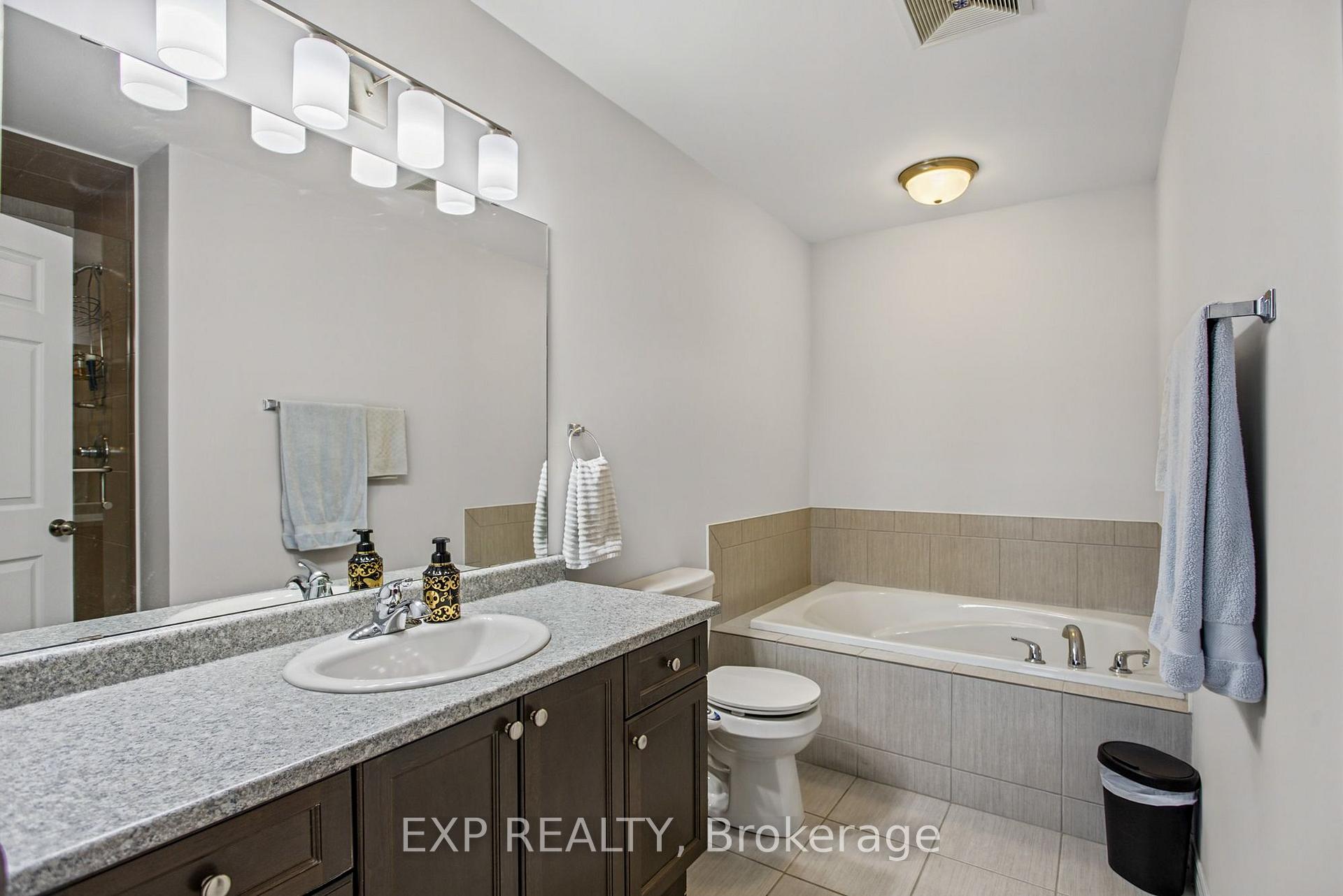 Photo 18 of 184 Pelech Crescent, Hamilton, Rural Glanbrook — HOMEH