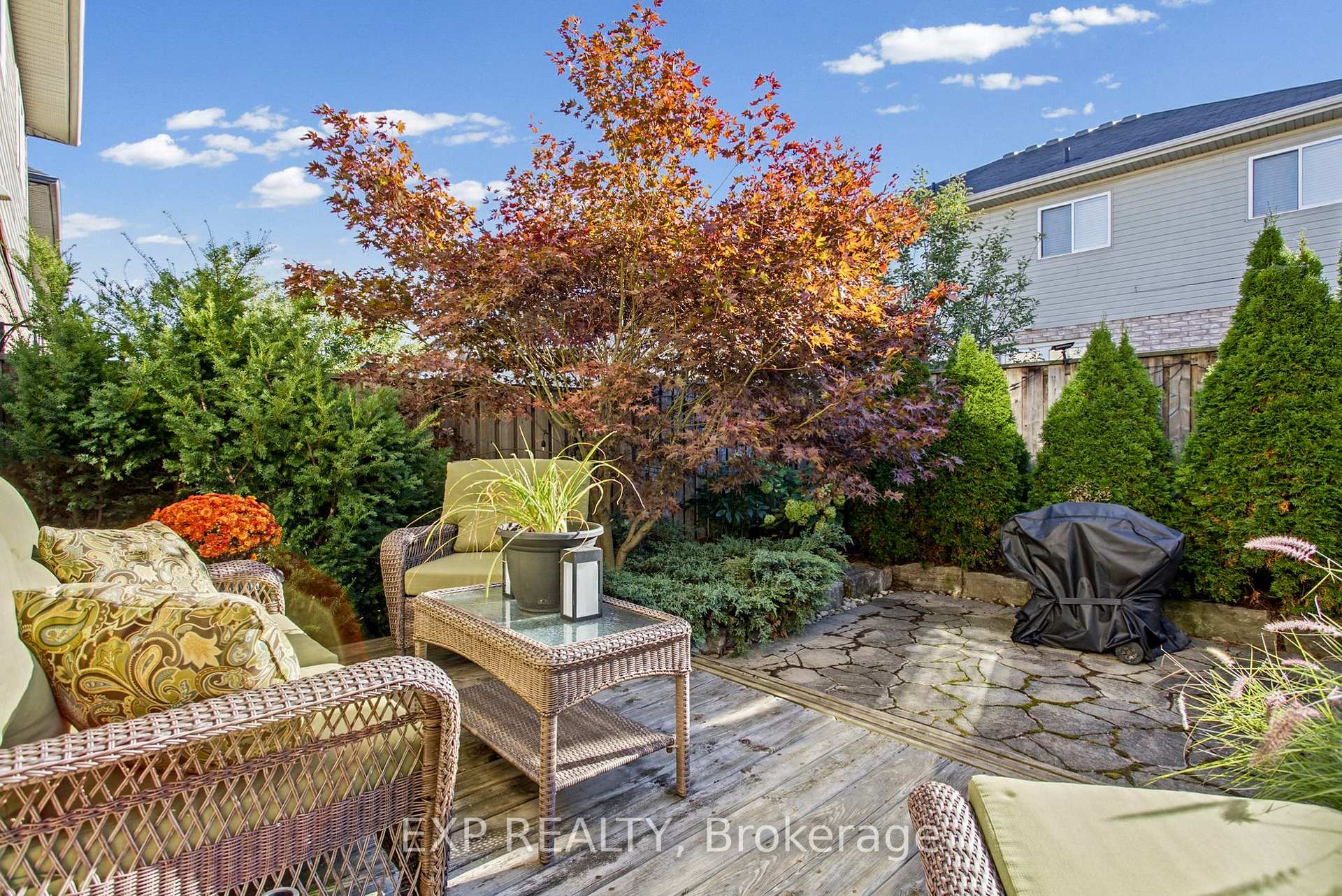 Photo 23 of 184 Pelech Crescent, Hamilton, Rural Glanbrook — HOMEH