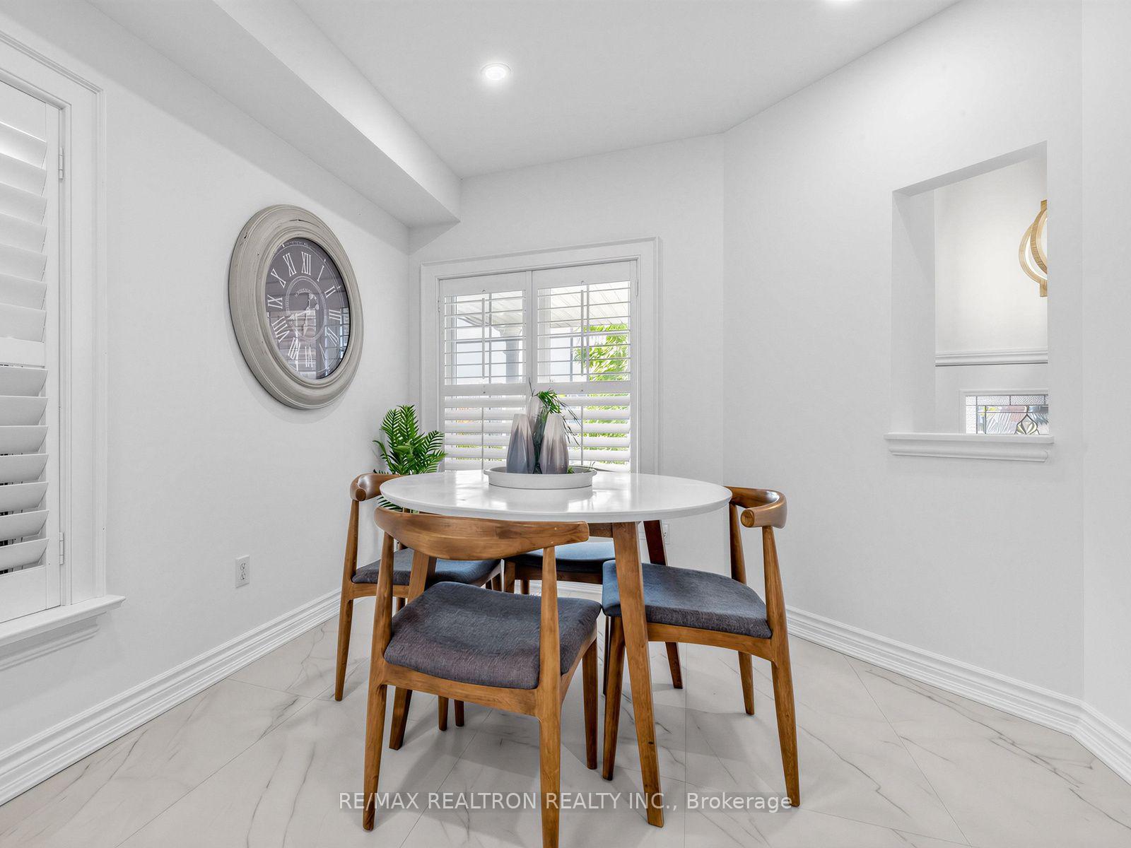 Photo 7 of 174 Millcliff Circle, Aurora, Aurora Grove — HOMEH