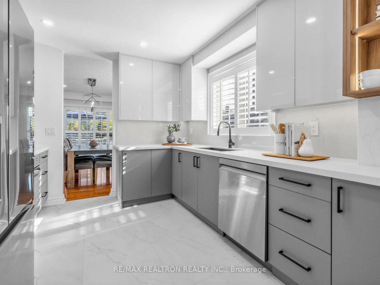 Photo 14 of 174 Millcliff Circle, Aurora, Aurora Grove — HOMEH