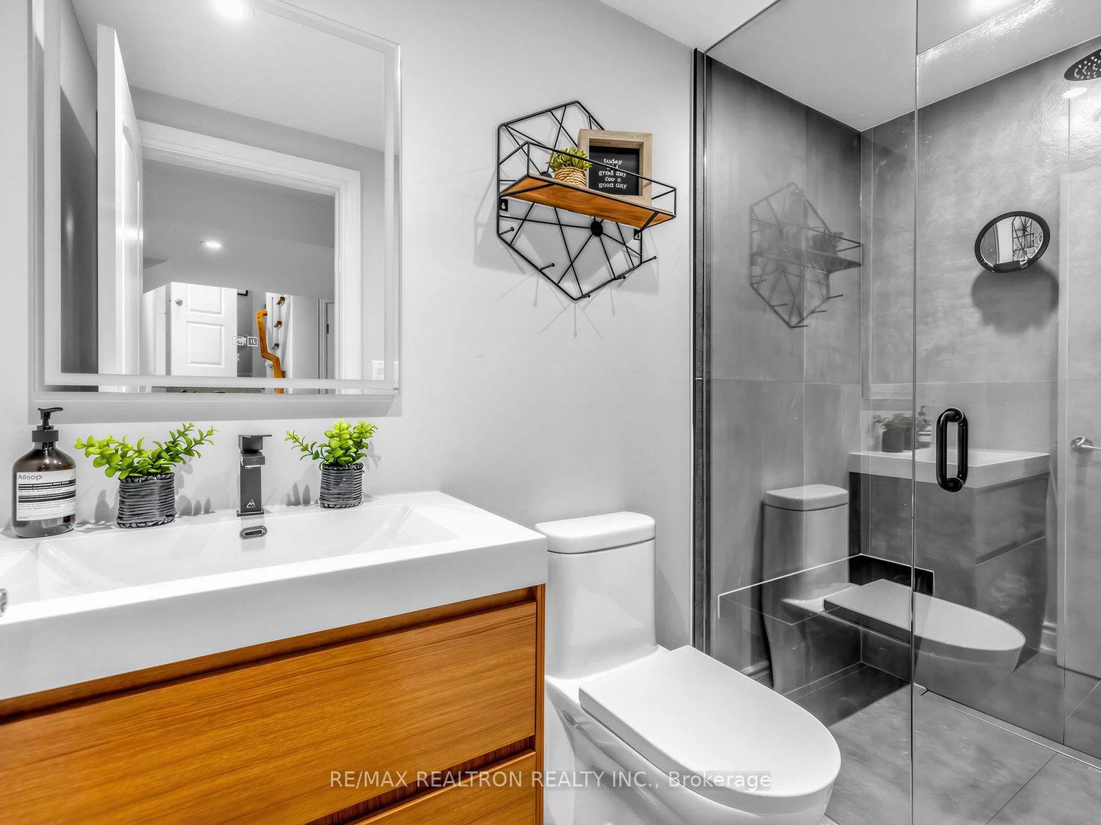 Photo 43 of 174 Millcliff Circle, Aurora, Aurora Grove — HOMEH
