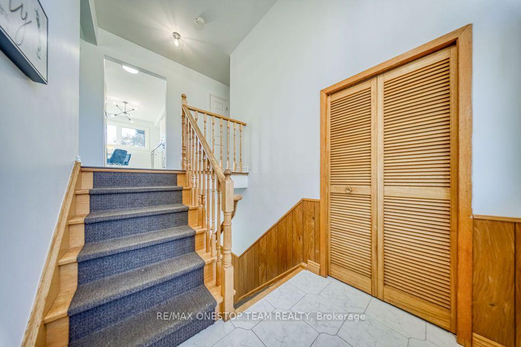 Photo 5 of 73 Houston Crescent, North York, Don Valley Village — HOMEH
