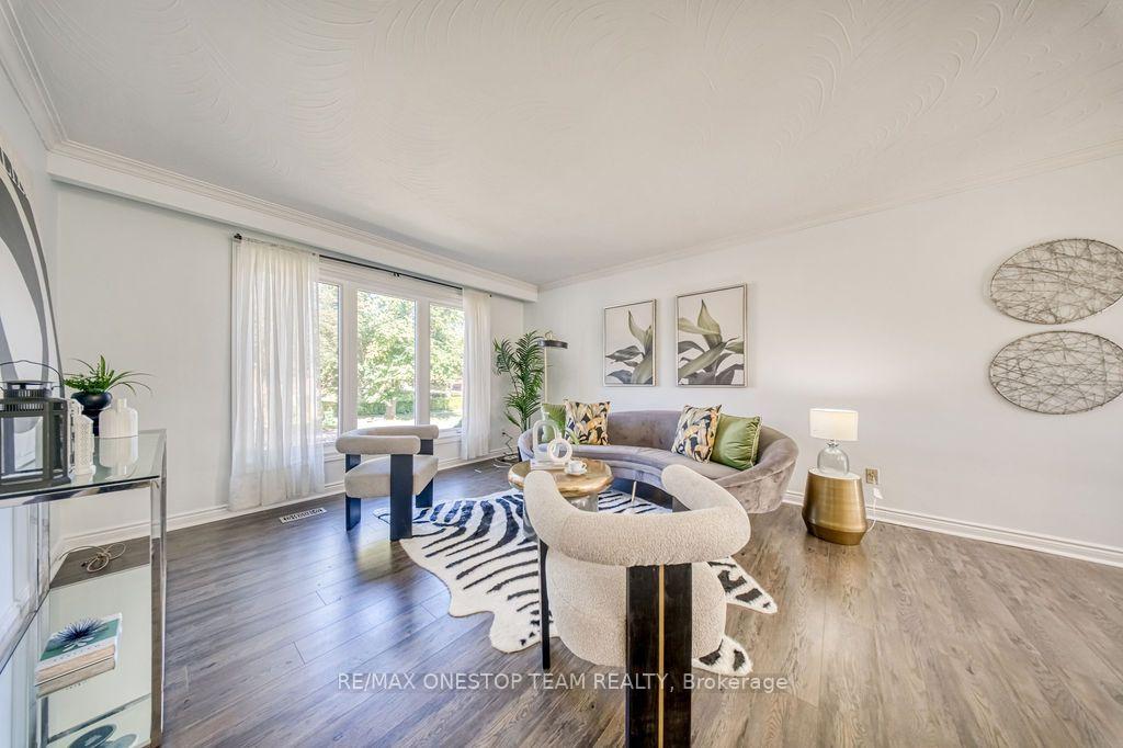 Photo 7 of 73 Houston Crescent, North York, Don Valley Village — HOMEH