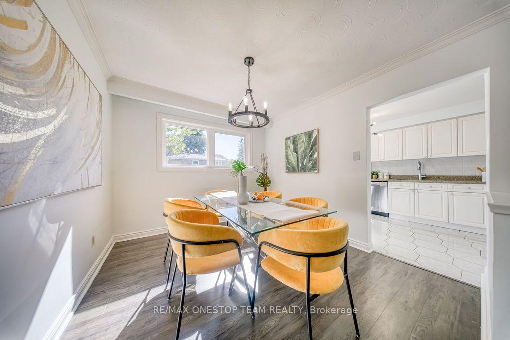 Photo 13 of 73 Houston Crescent, North York, Don Valley Village — HOMEH