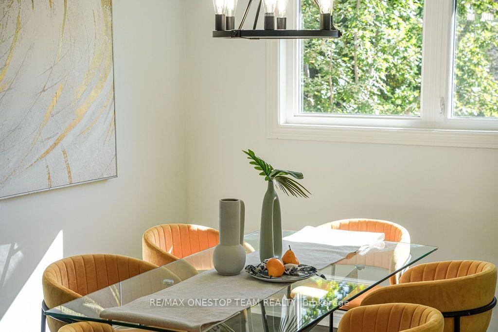 Photo 14 of 73 Houston Crescent, North York, Don Valley Village — HOMEH