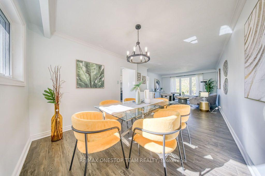 Photo 15 of 73 Houston Crescent, North York, Don Valley Village — HOMEH