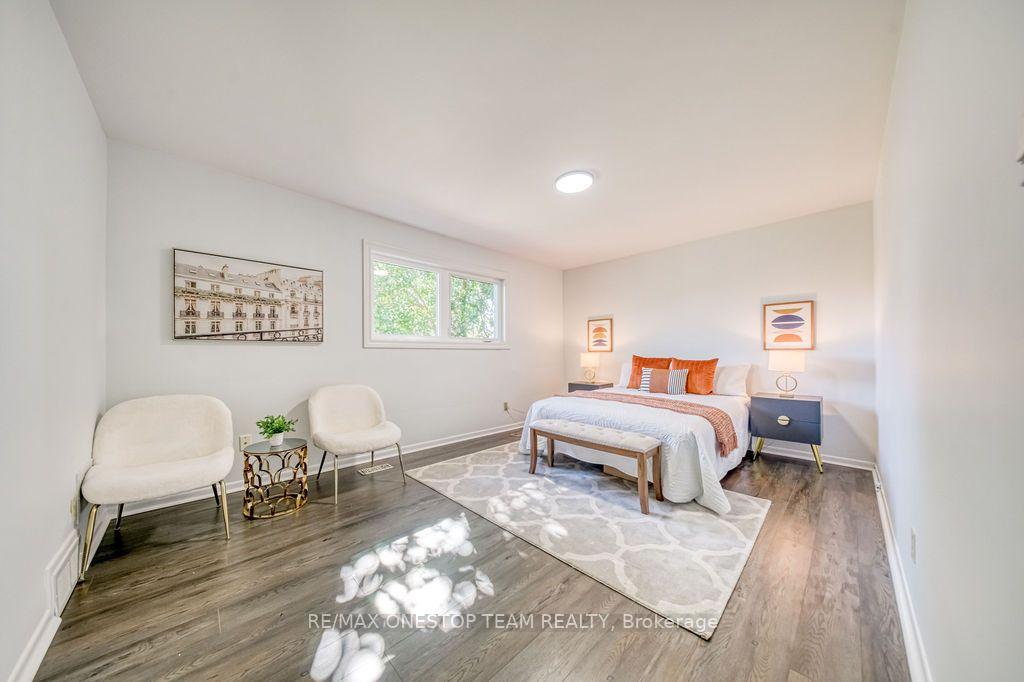 Photo 20 of 73 Houston Crescent, North York, Don Valley Village — HOMEH