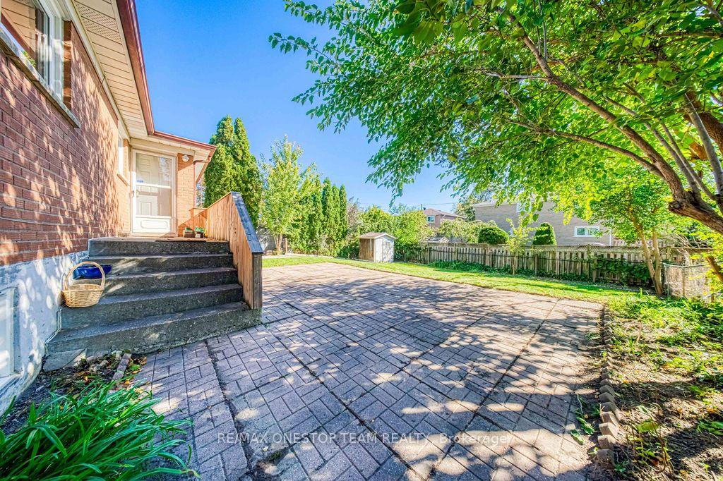 Photo 37 of 73 Houston Crescent, North York, Don Valley Village — HOMEH