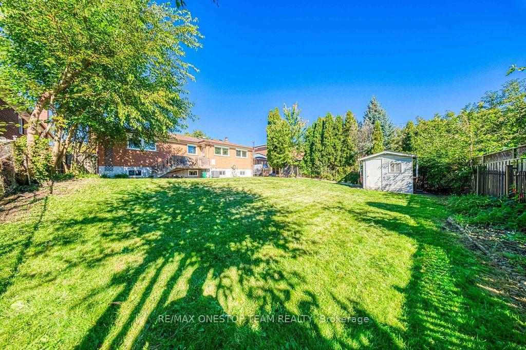 Photo 40 of 73 Houston Crescent, North York, Don Valley Village — HOMEH