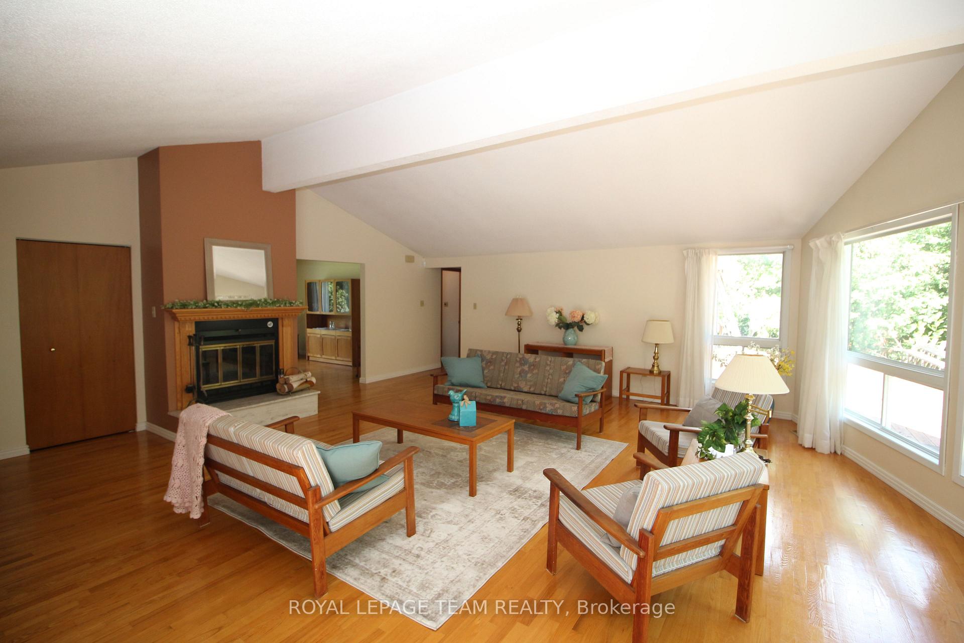 Photo 8 of 214 Arcand Road, North Grenville, North Grenville Twp (Kemptville East) — HOMEH