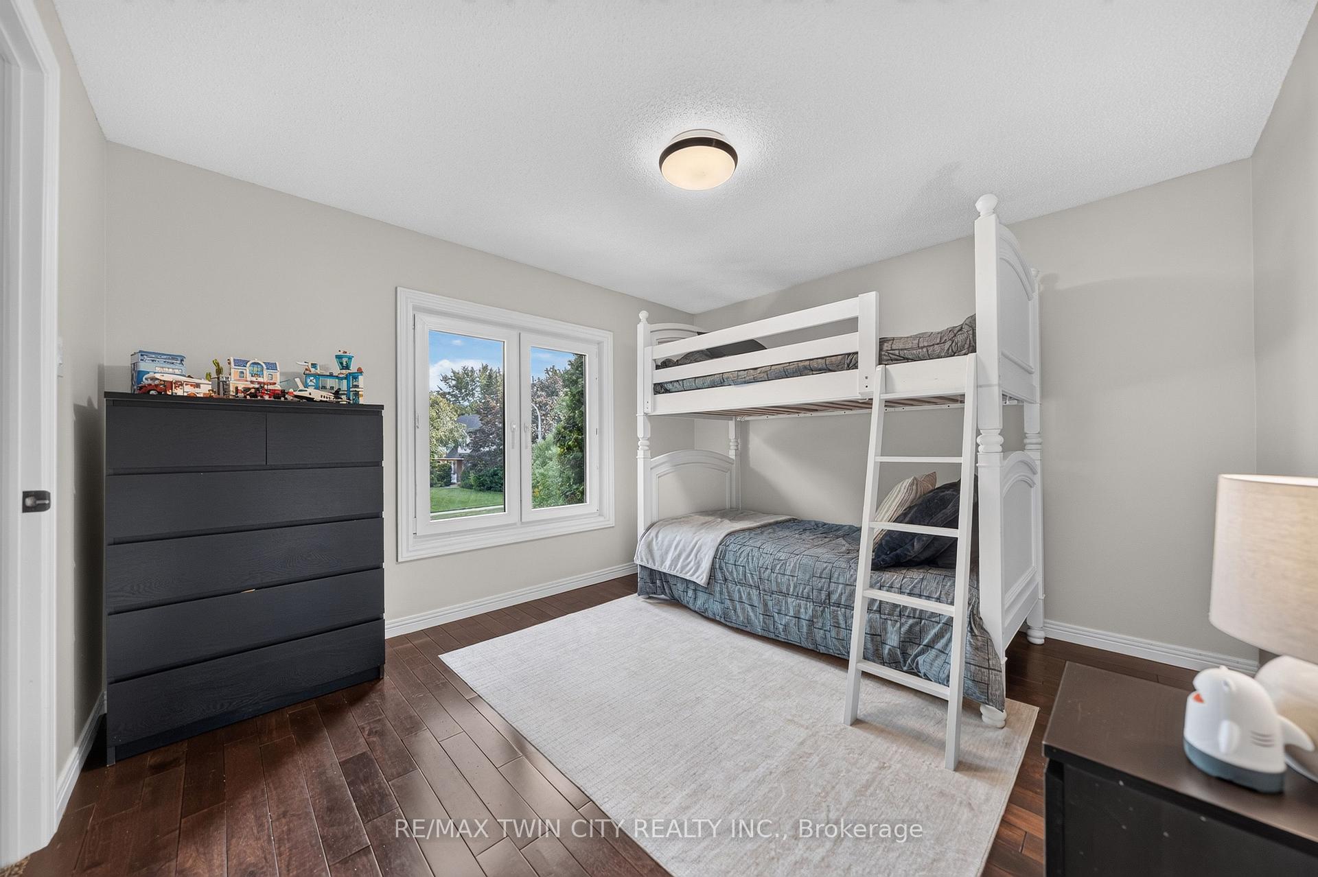 Photo 66 of 50 Roehampton Court, Kitchener, Stanley Park — HOMEH