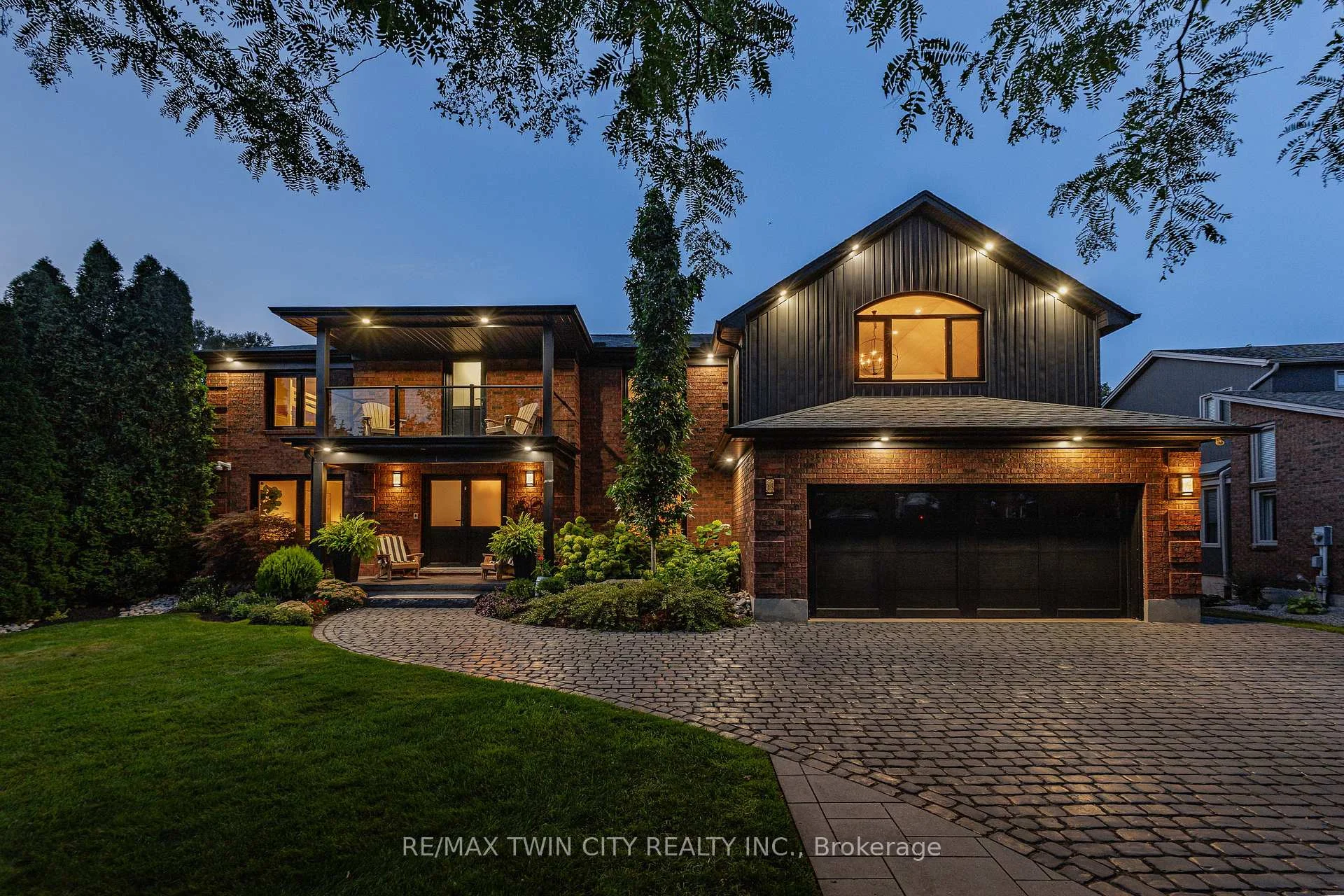 Photo 4 of 50 Roehampton Court, Kitchener, Stanley Park — HOMEH