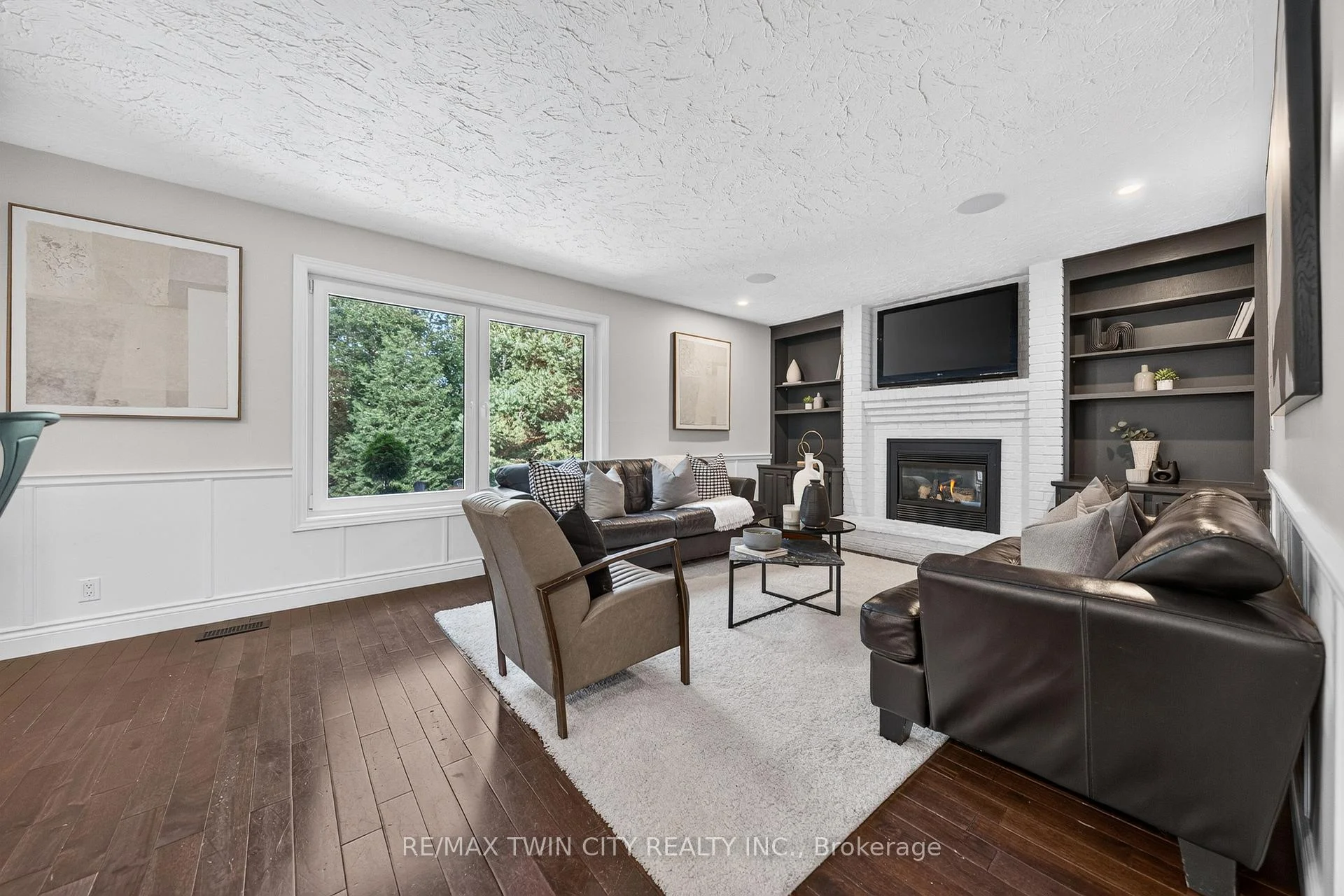 Photo 31 of 50 Roehampton Court, Kitchener, Stanley Park — HOMEH