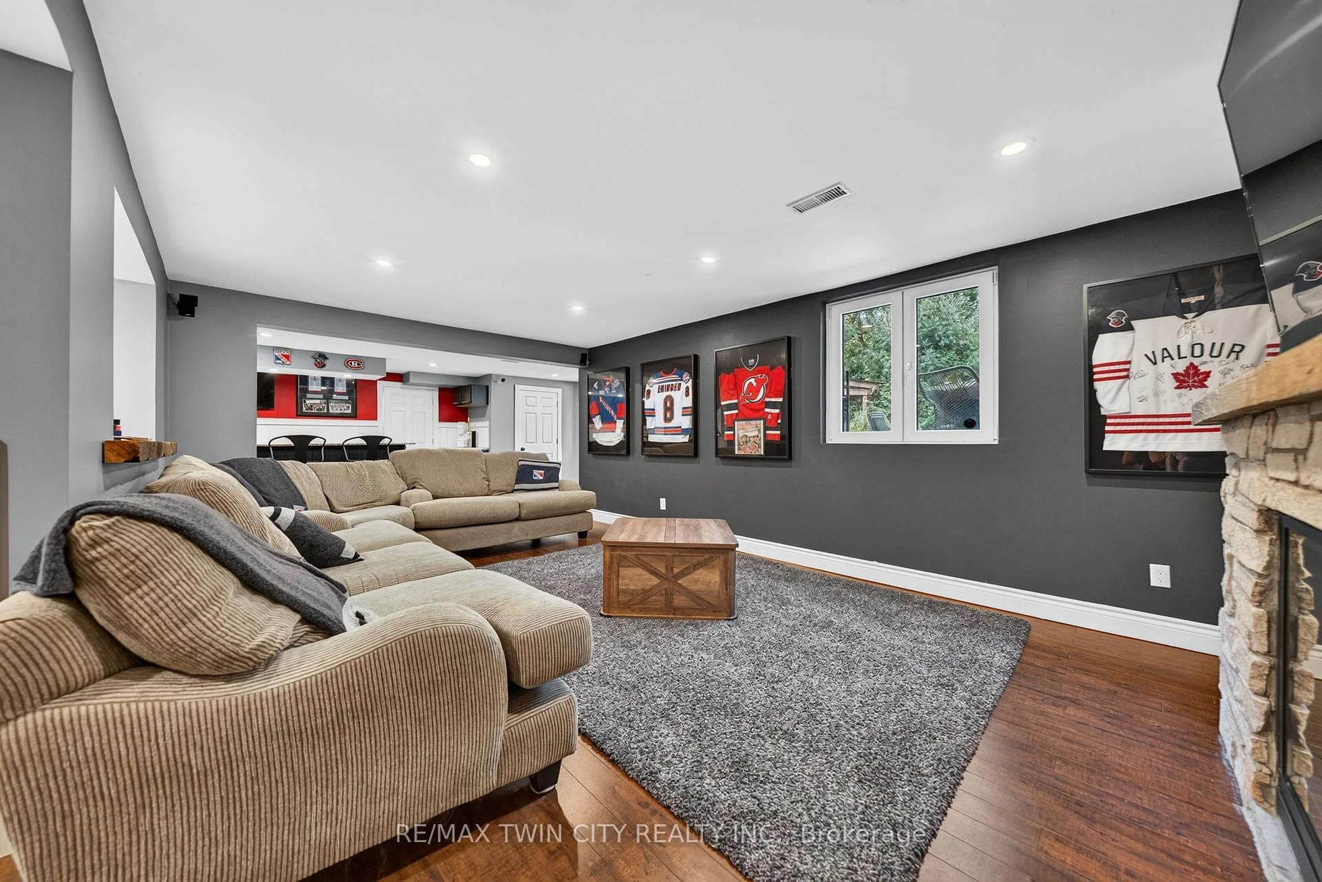 Photo 77 of 50 Roehampton Court, Kitchener, Stanley Park — HOMEH