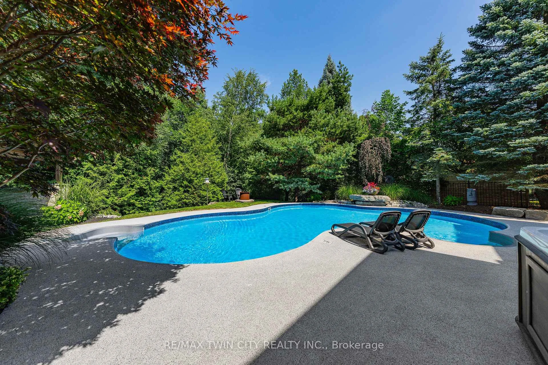 Photo 89 of 50 Roehampton Court, Kitchener, Stanley Park — HOMEH