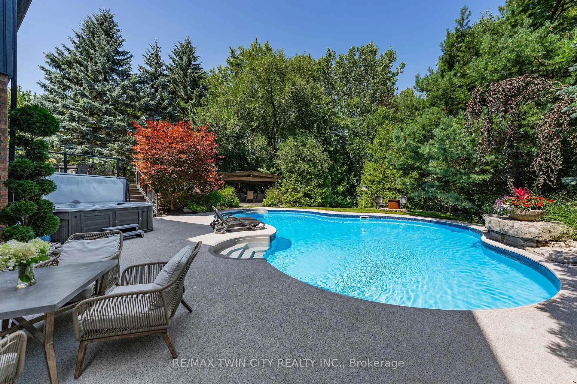 Photo 91 of 50 Roehampton Court, Kitchener, Stanley Park — HOMEH