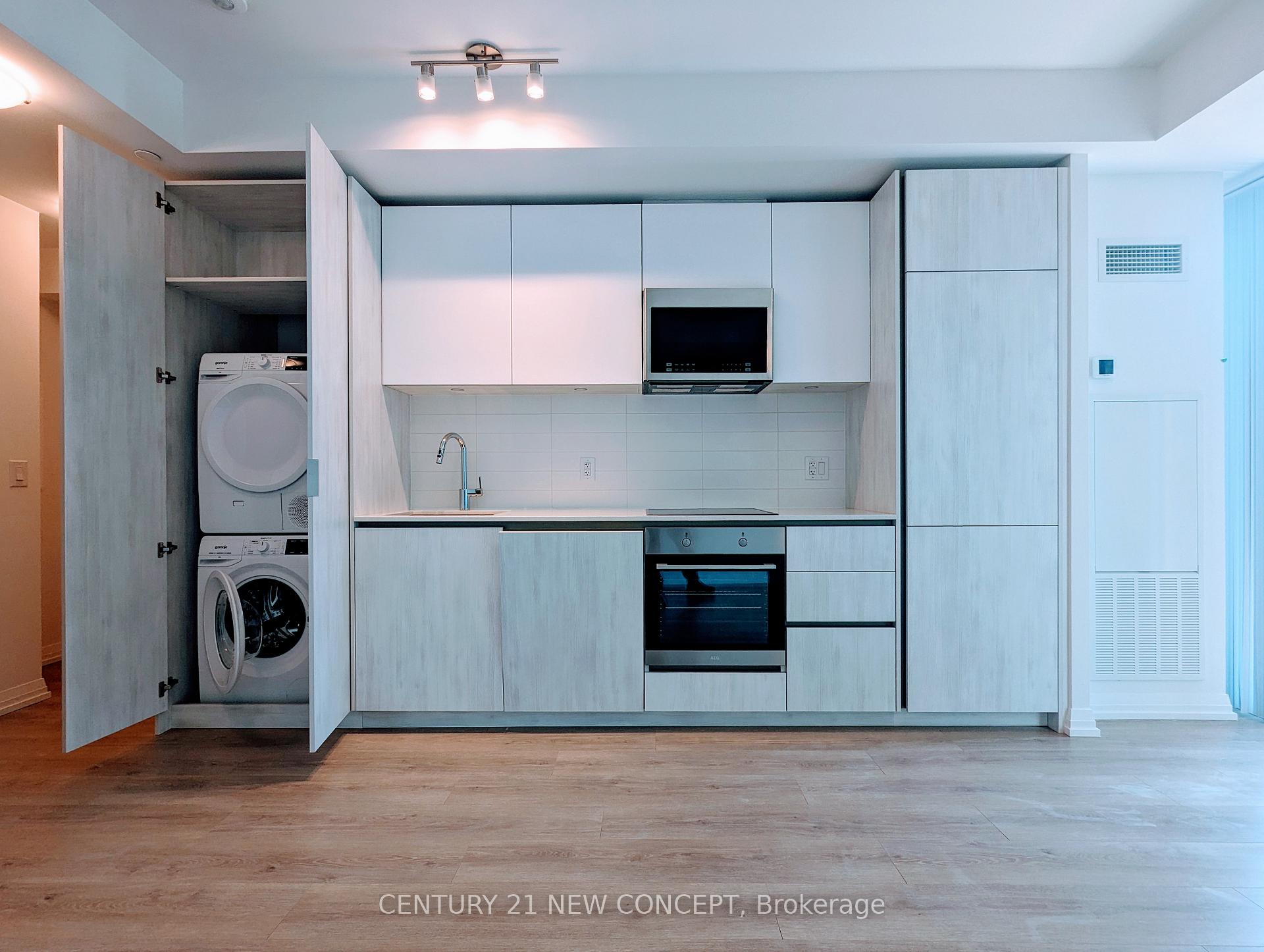 Photo 5 of Unit 2915, 8 Widmer Street, Toronto, Waterfront Communities — HOMEH