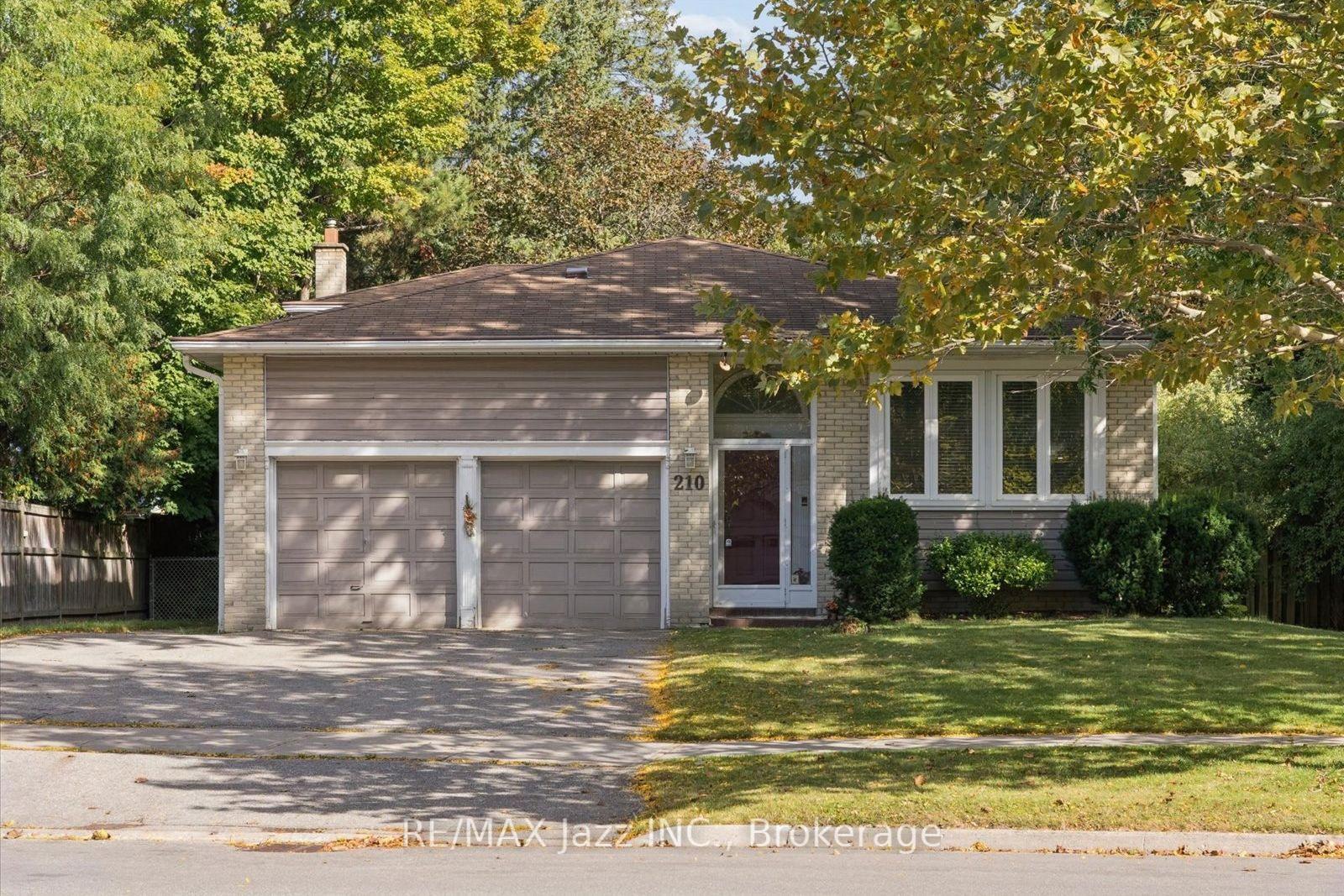 Photo 2 of 210 Murray Drive, Aurora, Aurora Highlands — HOMEH