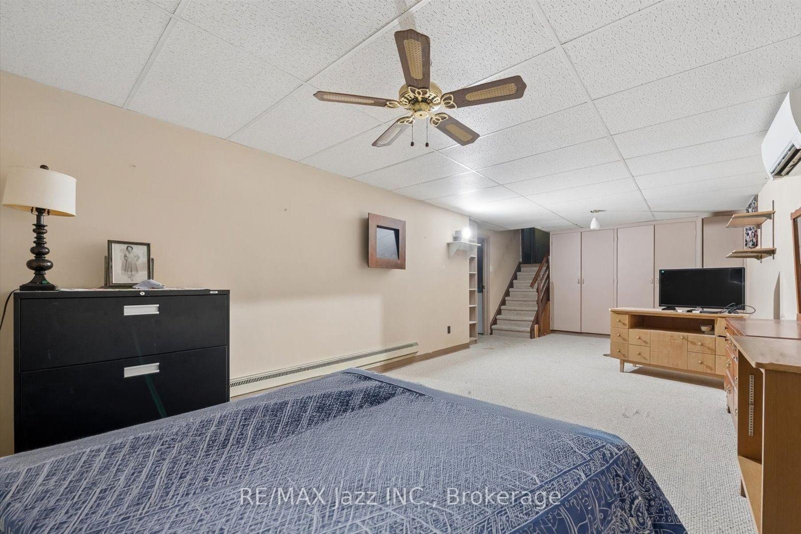 Photo 31 of 210 Murray Drive, Aurora, Aurora Highlands — HOMEH