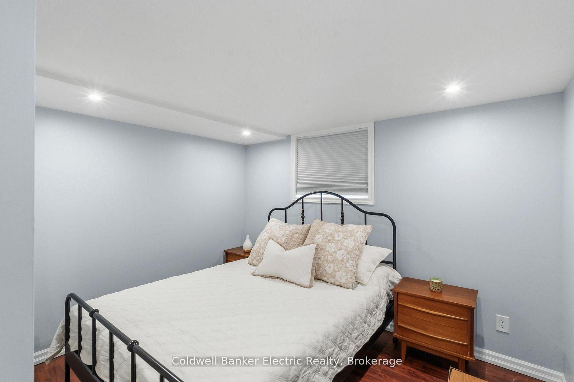 Photo 22 of 326 Cochrane Street, Whitby, Rural Whitby — HOMEH