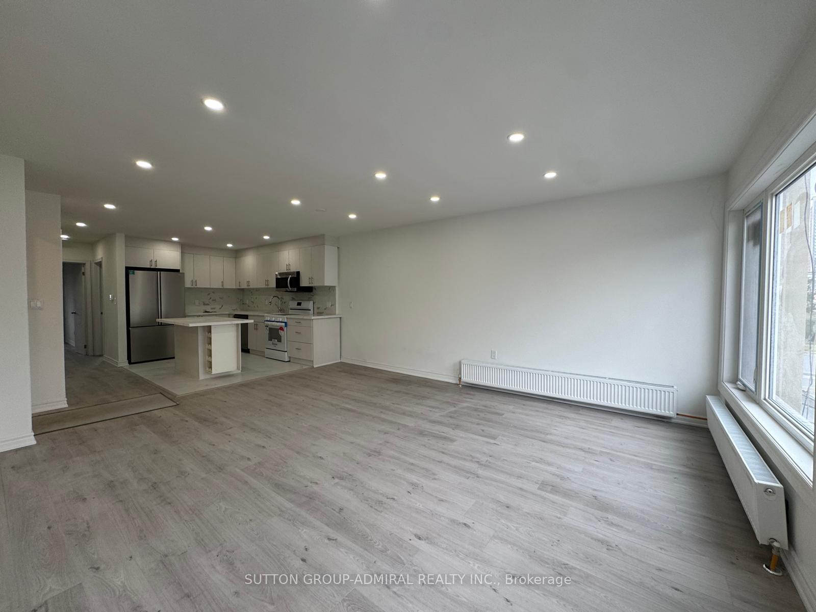 Photo 1 of Unit Upper, 2986A Dufferin Street, North York, Yorkdale-Glen Park — HOMEH