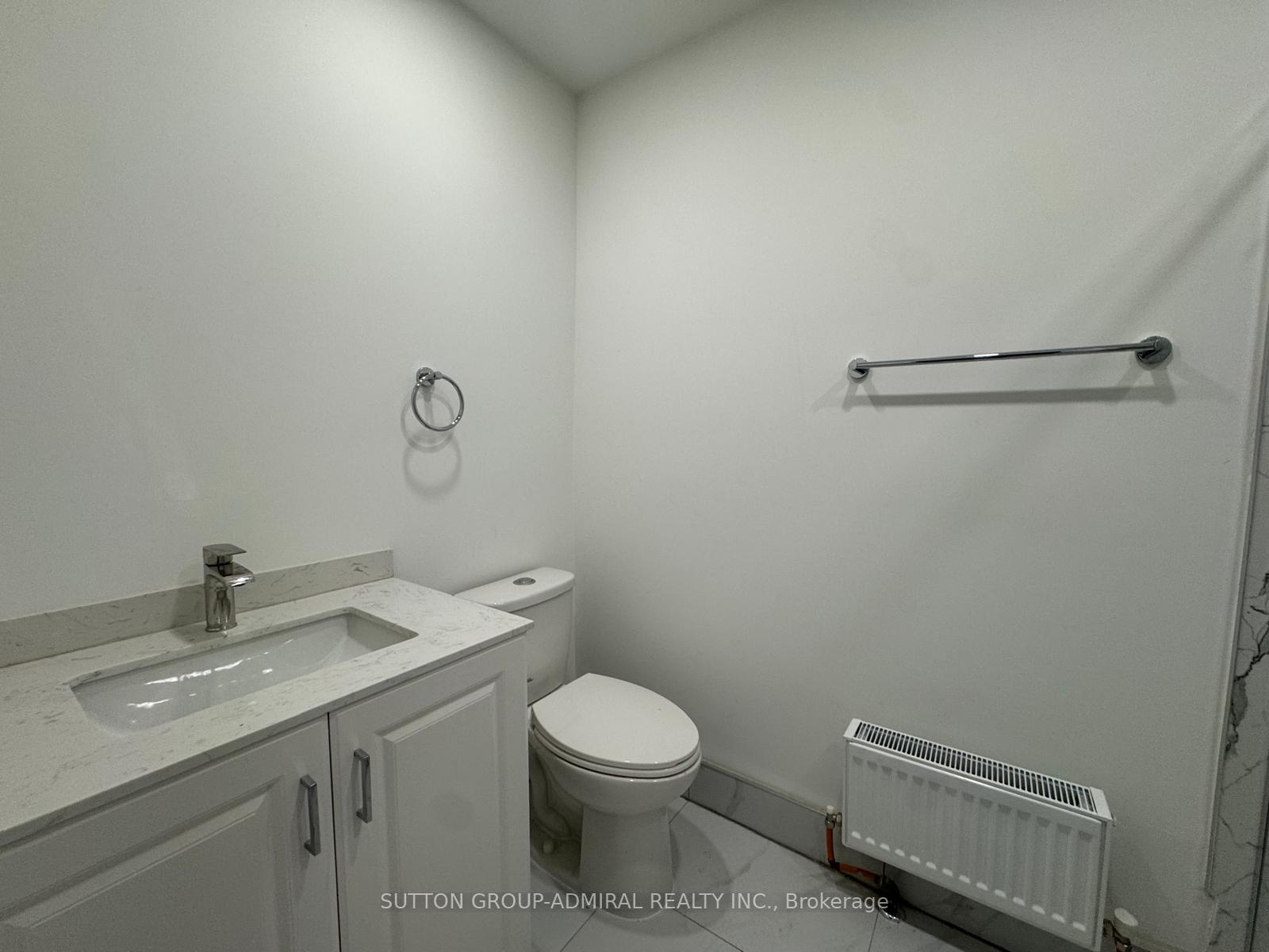 Photo 6 of Unit Upper, 2986A Dufferin Street, North York, Yorkdale-Glen Park — HOMEH