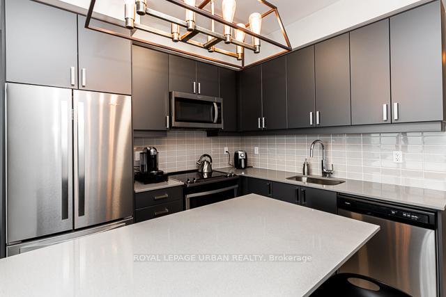 Photo 5 of Unit LPH16, 7895 Jane Street, Vaughan, Concord — HOMEH