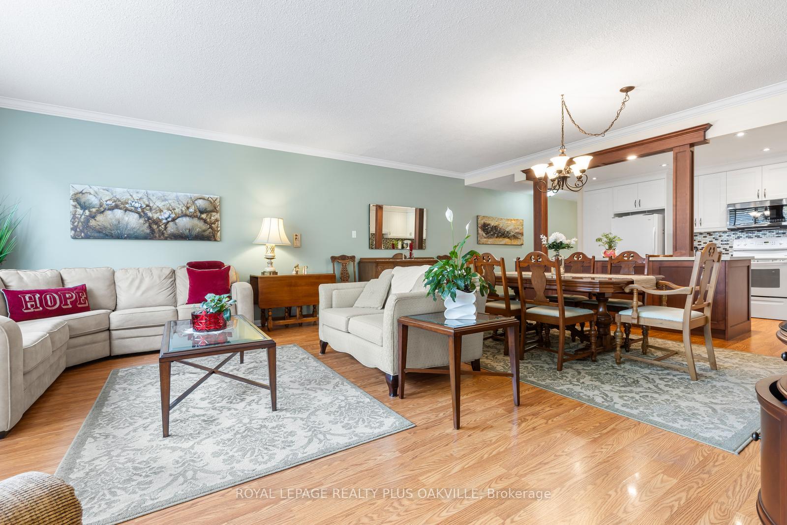 Photo 13 of Unit 102, 2175 Marine Drive, Oakville, Bronte — HOMEH