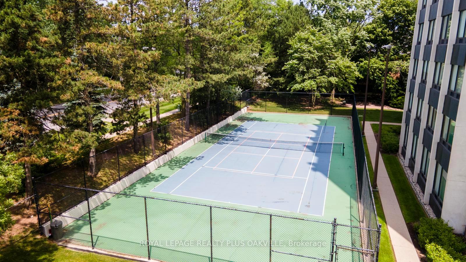Photo 28 of Unit 102, 2175 Marine Drive, Oakville, Bronte — HOMEH