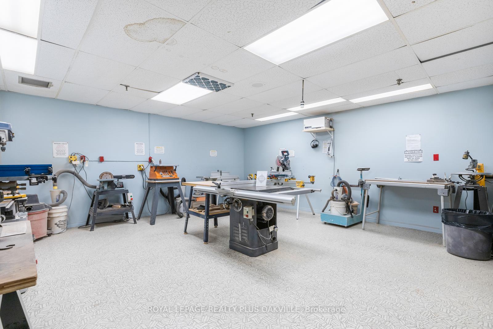 Photo 35 of Unit 102, 2175 Marine Drive, Oakville, Bronte — HOMEH
