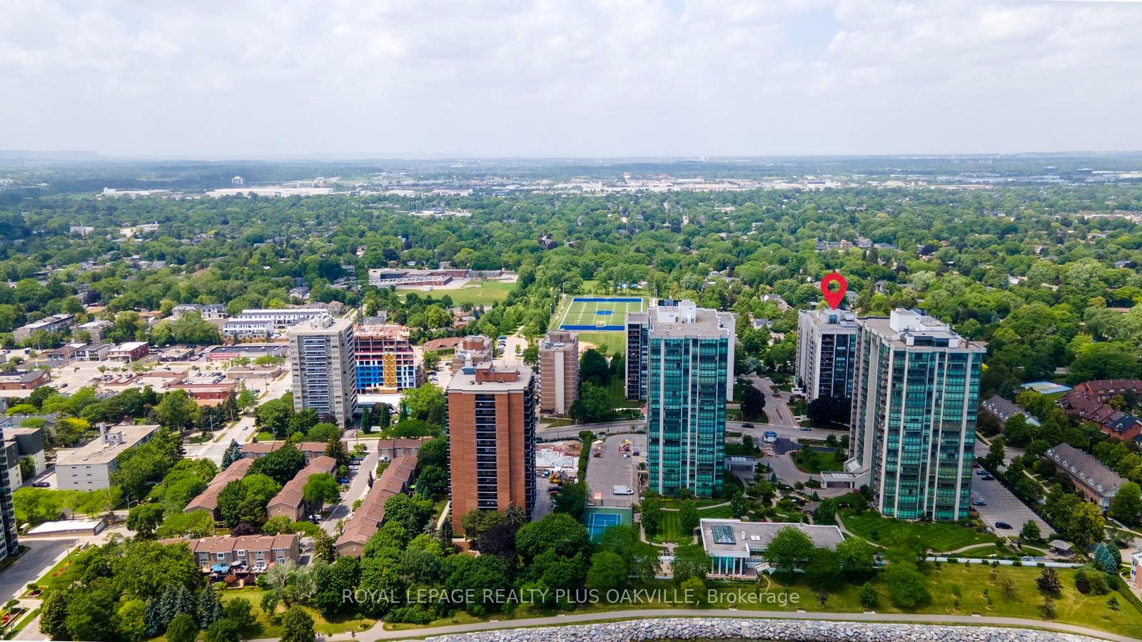 Photo 37 of Unit 102, 2175 Marine Drive, Oakville, Bronte — HOMEH