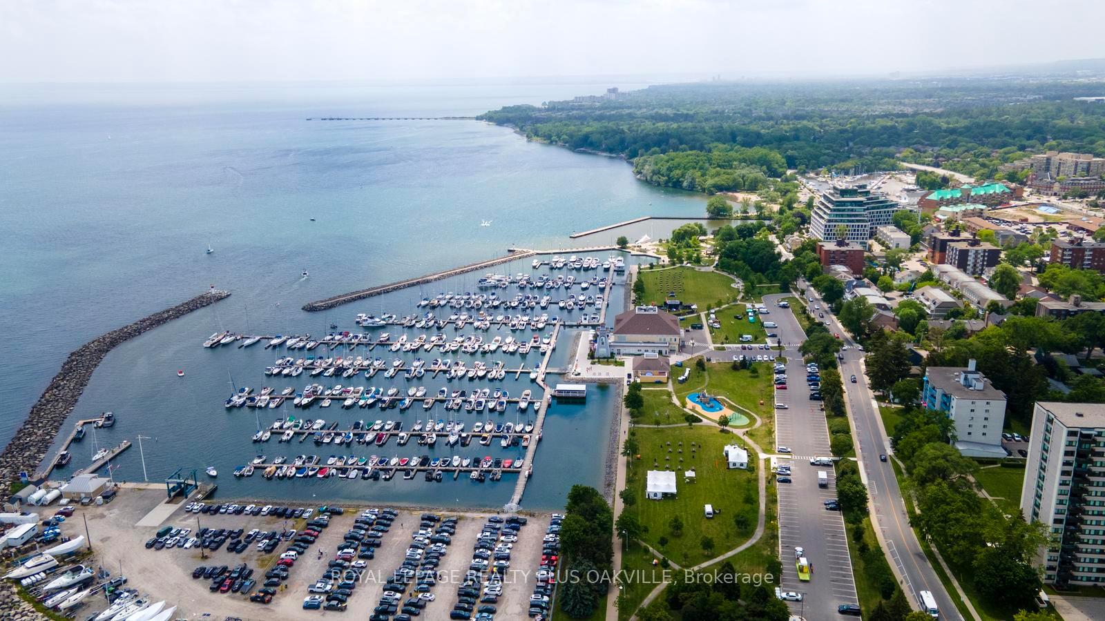 Photo 41 of Unit 102, 2175 Marine Drive, Oakville, Bronte — HOMEH