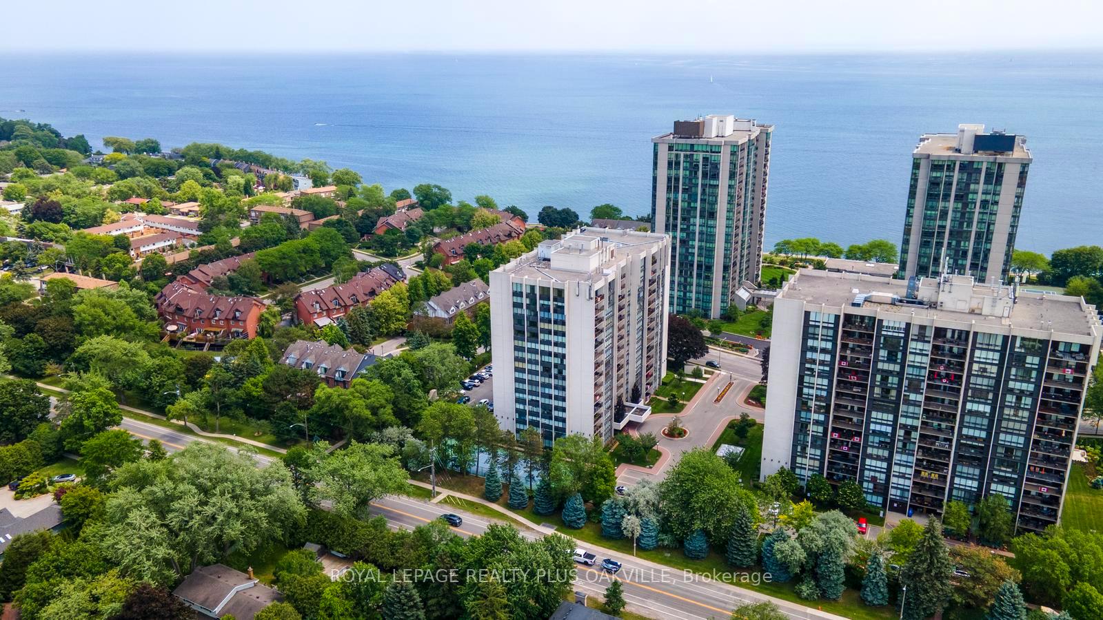 Photo 43 of Unit 102, 2175 Marine Drive, Oakville, Bronte — HOMEH