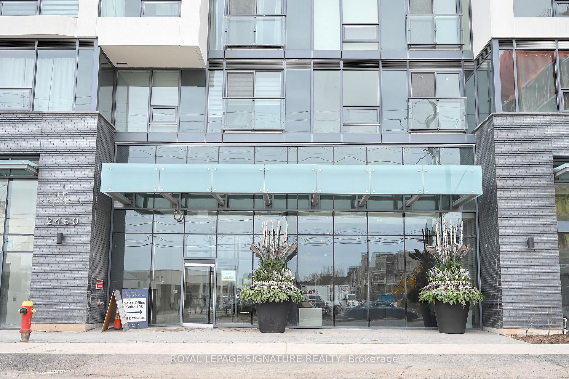Photo 2 of Unit 333, 2450 Old Bronte Road, Oakville, Westmount — HOMEH