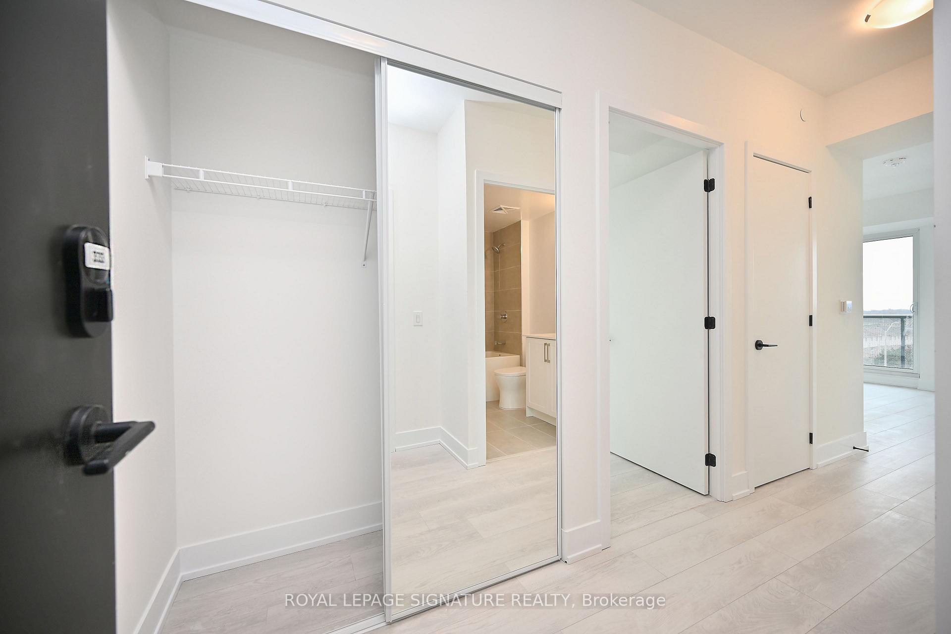 Photo 8 of Unit 333, 2450 Old Bronte Road, Oakville, Westmount — HOMEH