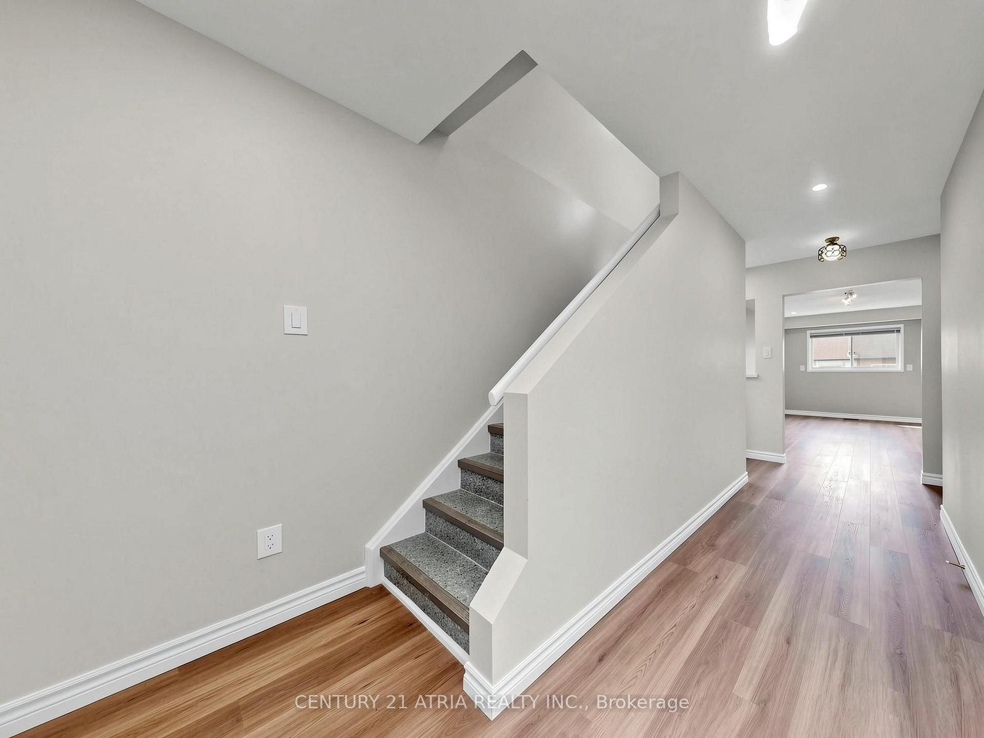 Photo 21 of 34 Haven Hill Square, Scarborough, Agincourt North — HOMEH
