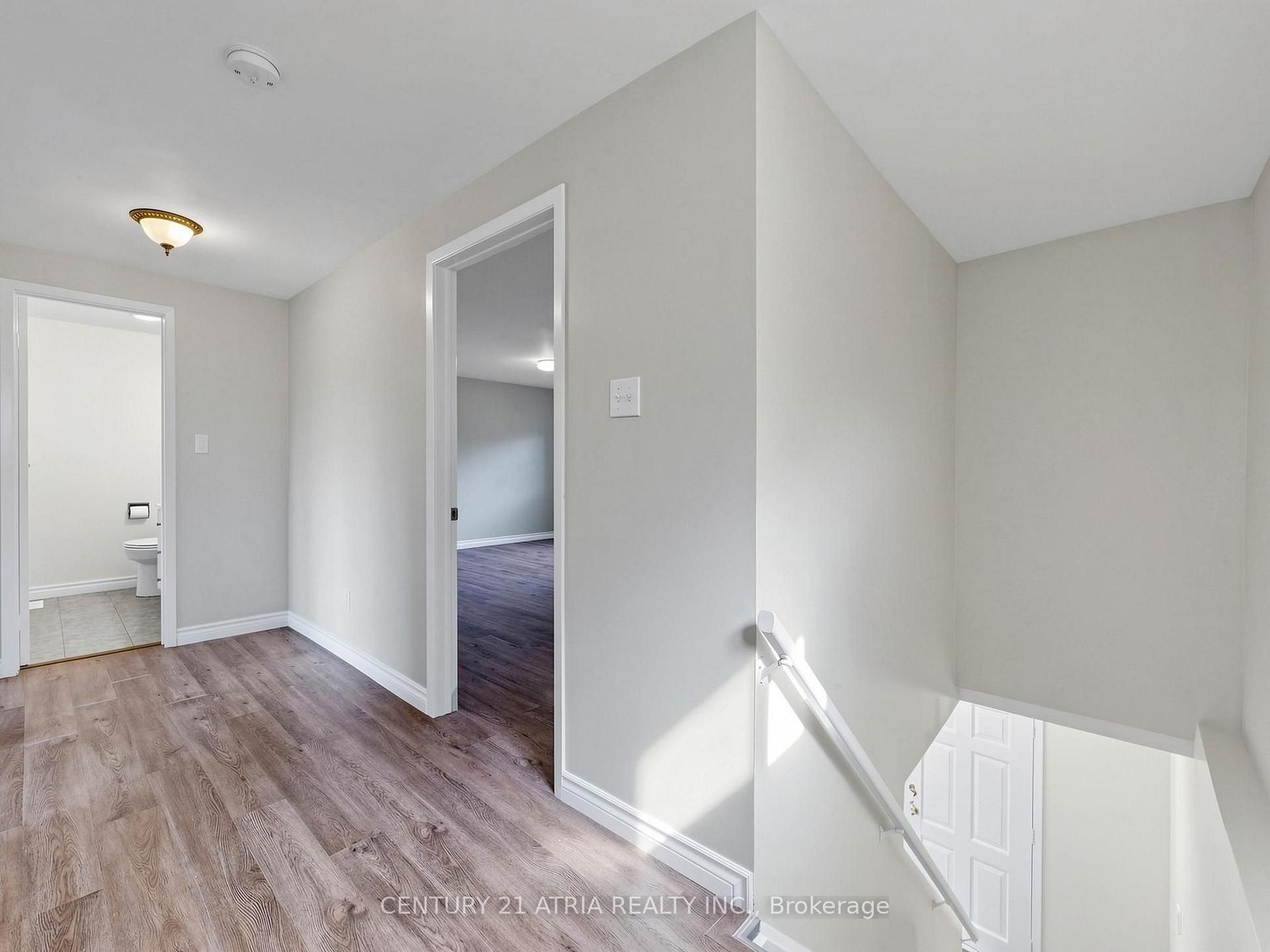 Photo 22 of 34 Haven Hill Square, Scarborough, Agincourt North — HOMEH