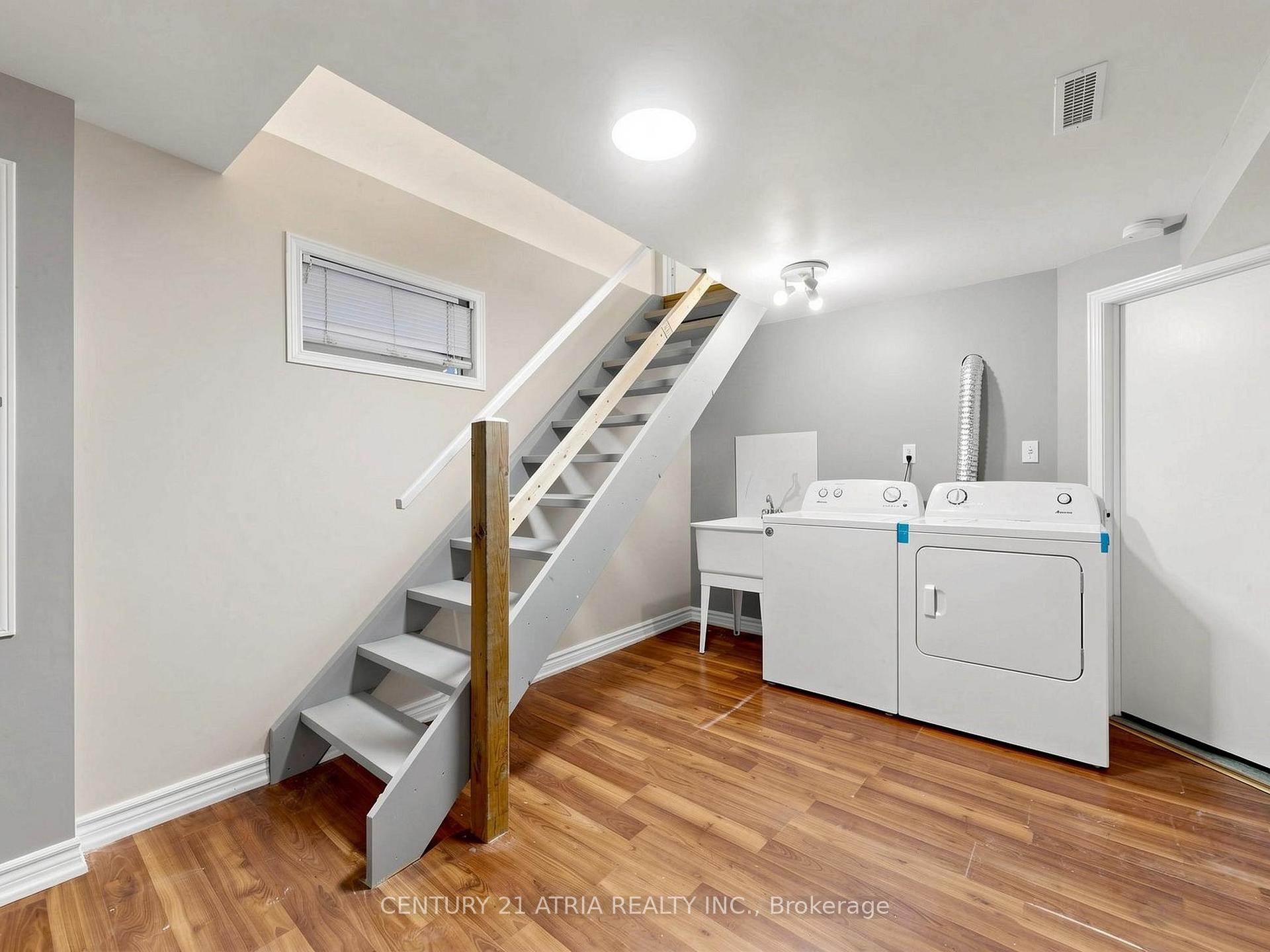 Photo 33 of 34 Haven Hill Square, Scarborough, Agincourt North — HOMEH