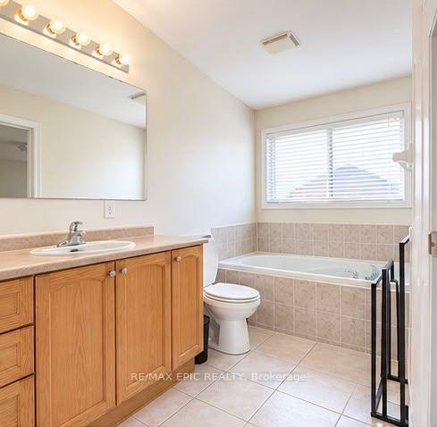 Photo 7 of 38 Wyndham Circle, Georgina, Sutton & Jackson's Point — HOMEH