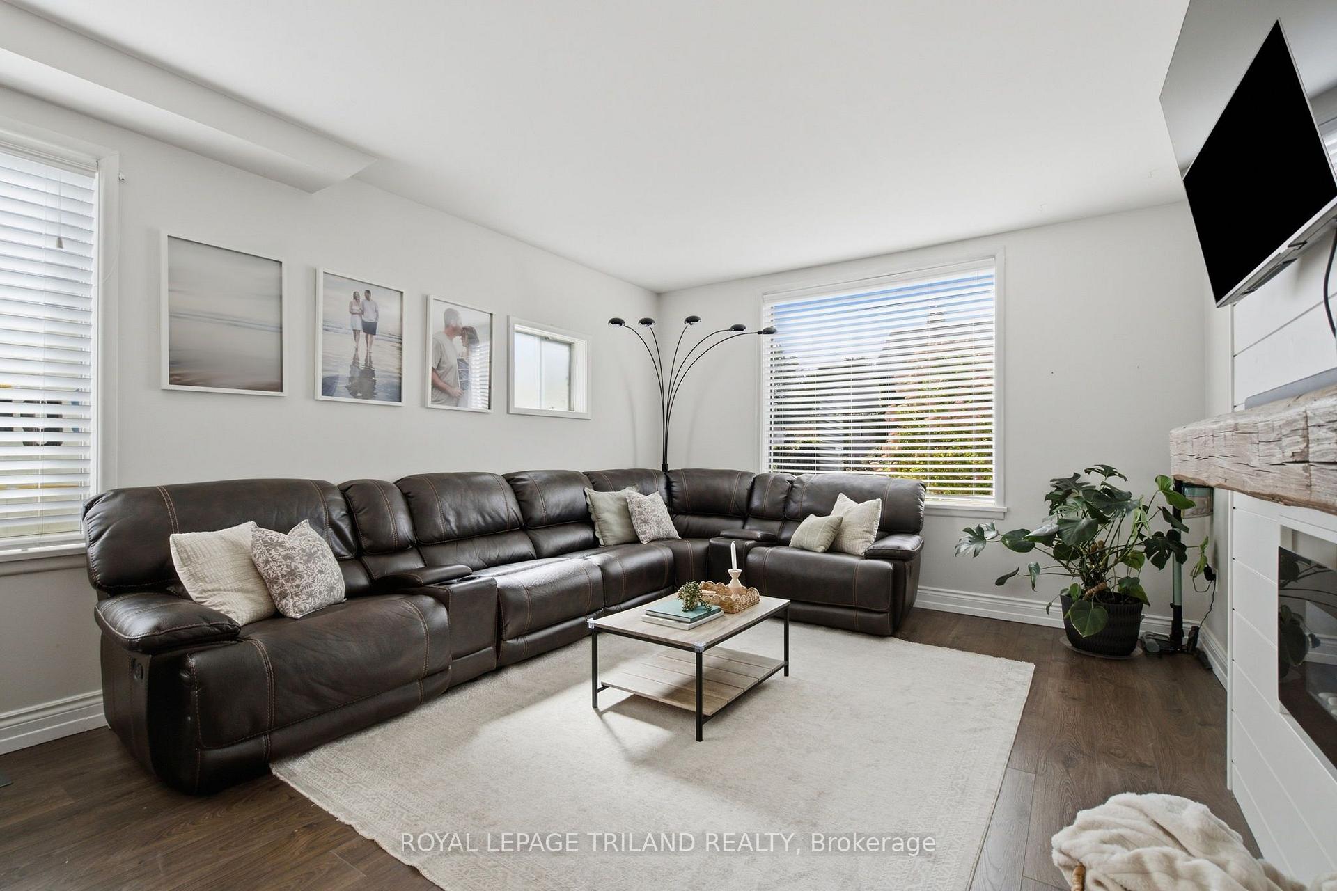 Photo 6 of 54 Hume Street, London, East M — HOMEH