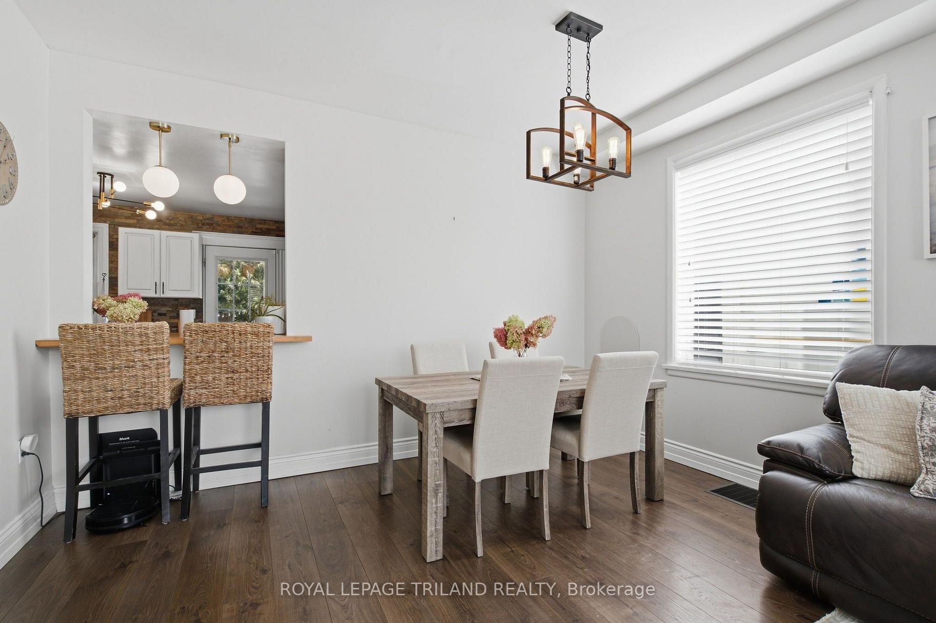 Photo 10 of 54 Hume Street, London, East M — HOMEH