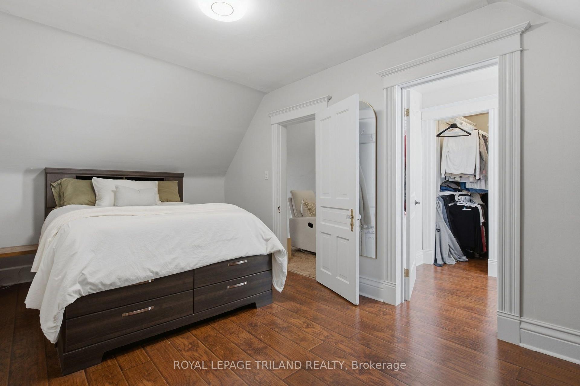 Photo 24 of 54 Hume Street, London, East M — HOMEH