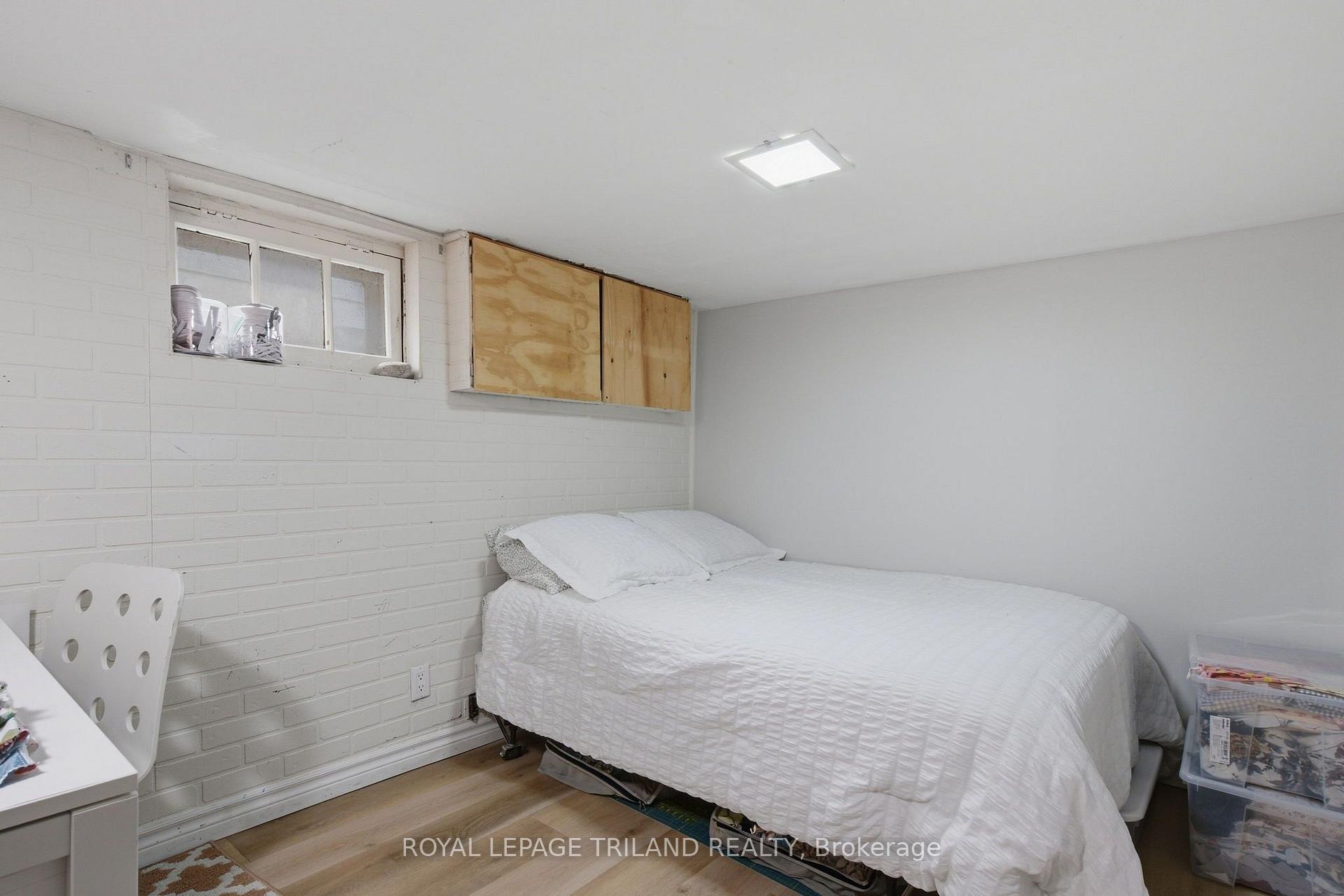 Photo 37 of 54 Hume Street, London, East M — HOMEH