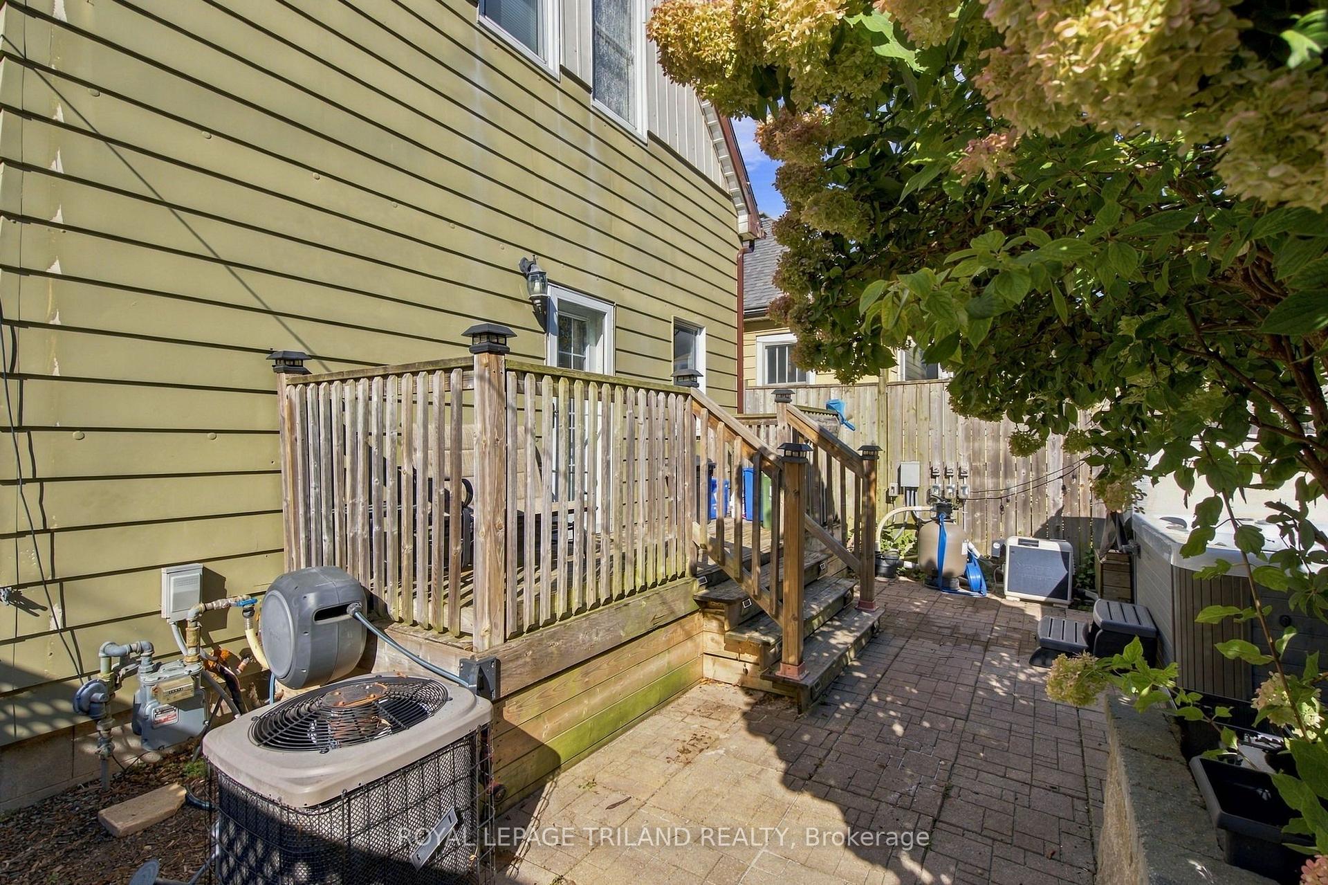 Photo 39 of 54 Hume Street, London, East M — HOMEH