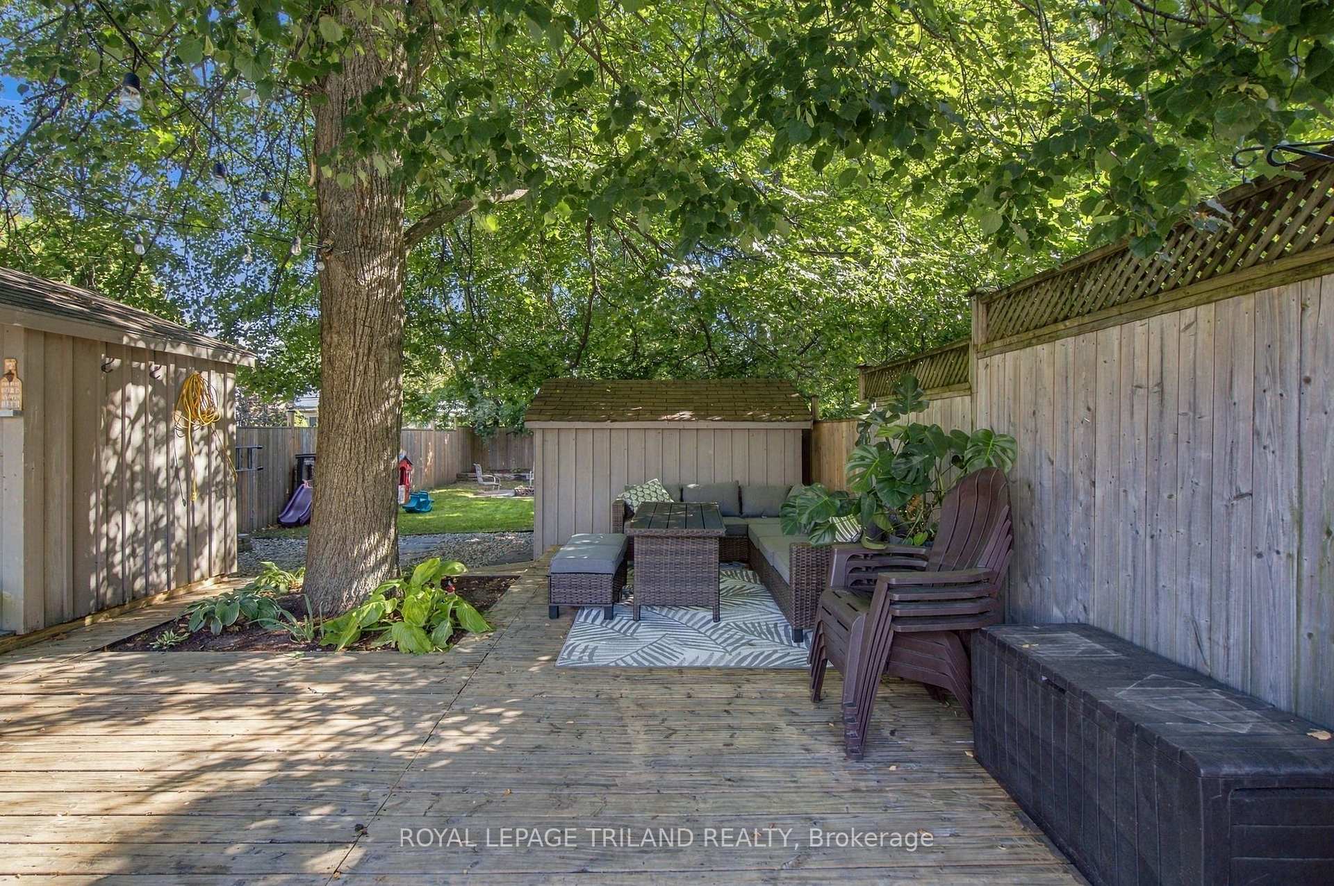 Photo 44 of 54 Hume Street, London, East M — HOMEH