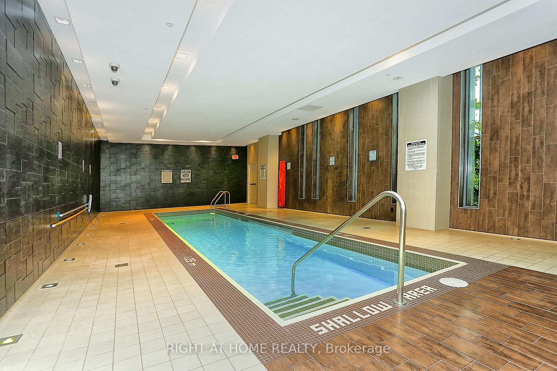 Photo 5 of Unit 303, 35 Brian Peck Crescent, Toronto, Thorncliffe Park — HOMEH