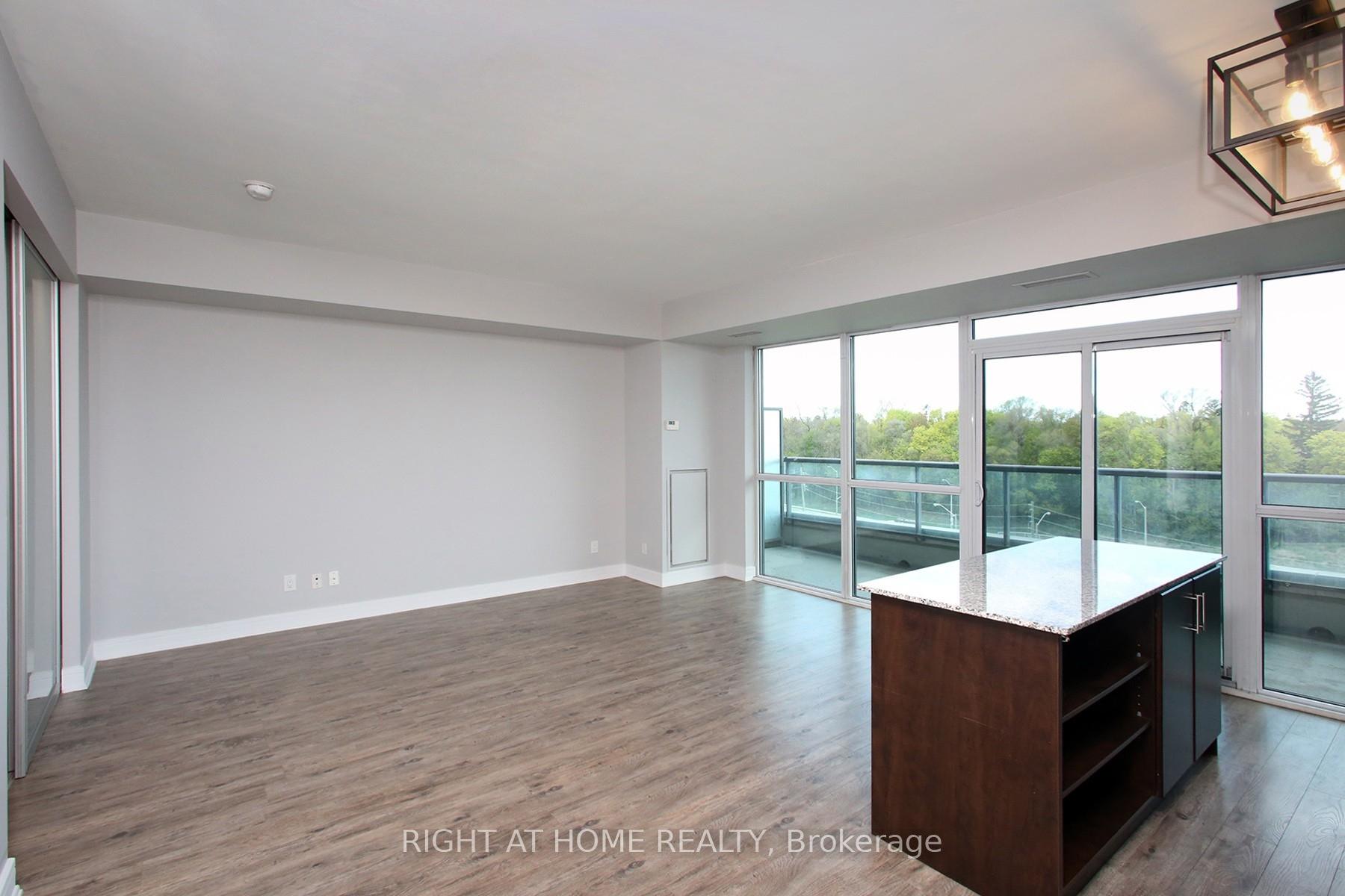 Photo 16 of Unit 303, 35 Brian Peck Crescent, Toronto, Thorncliffe Park — HOMEH